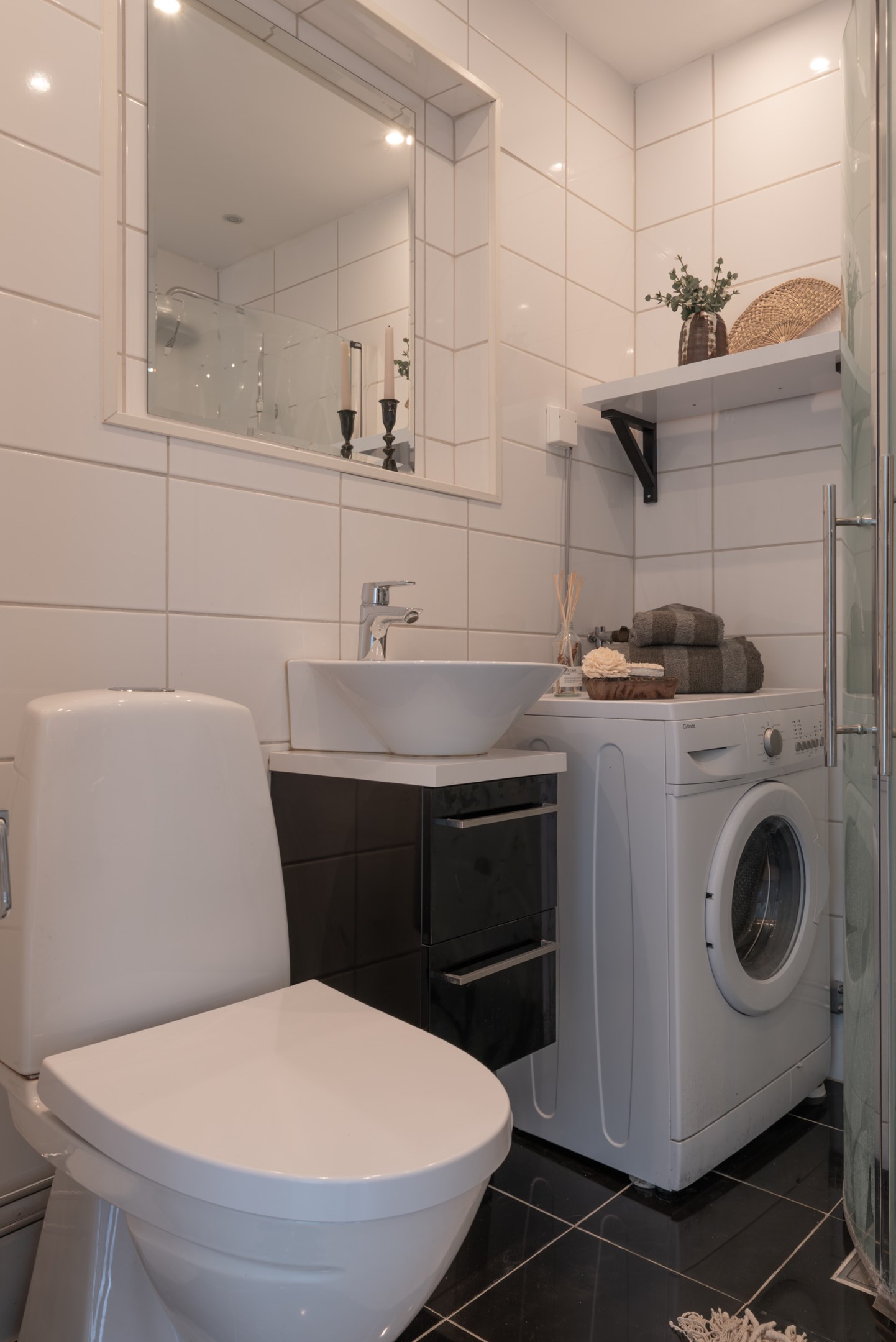 Bostadsbild från Gunnilbogatan 24B, Till salu i Malmaberg, Västerås