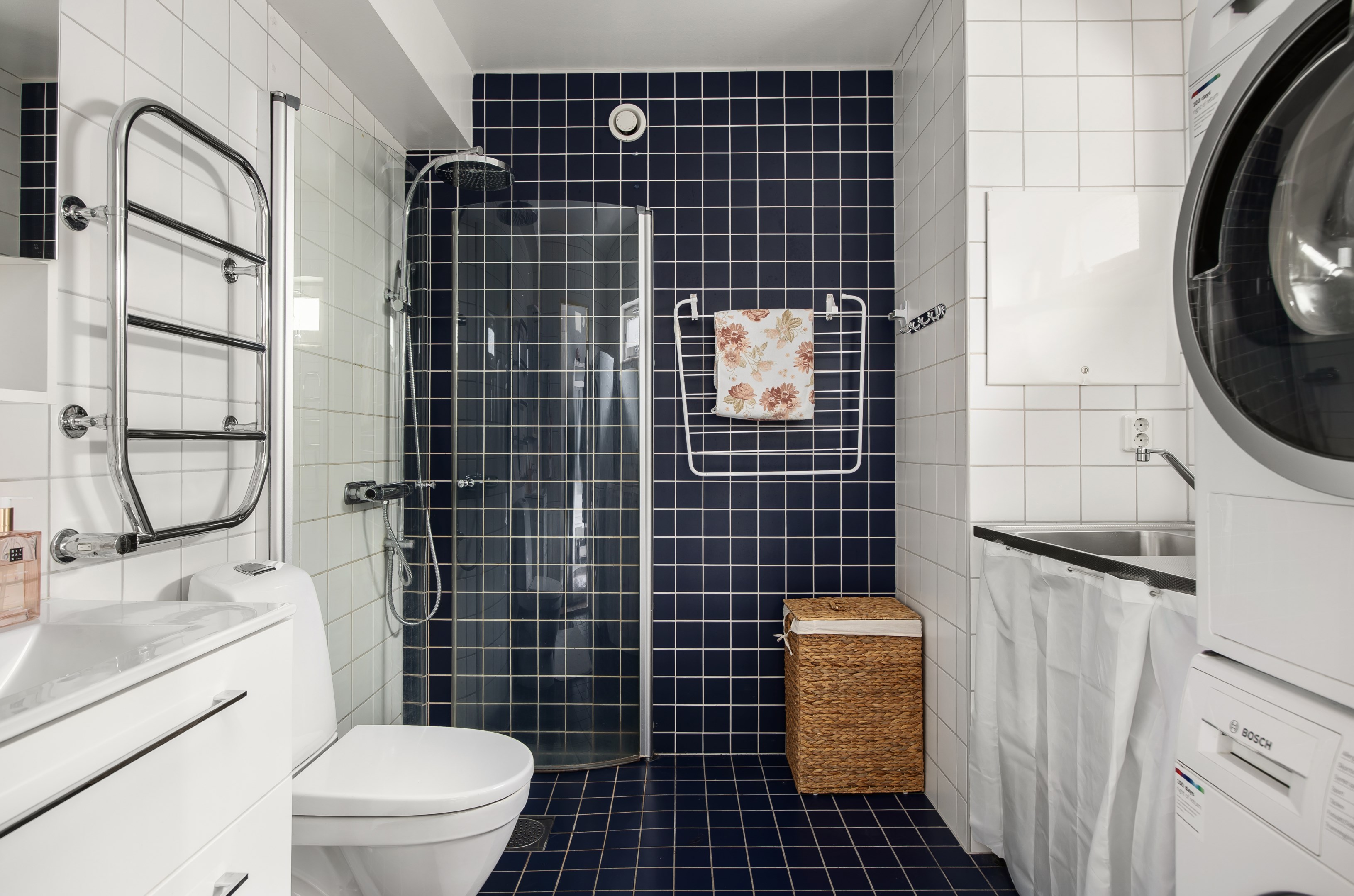 Bostadsbild från Klyvarevägen 59A, Till salu i Skogalund, Nacka