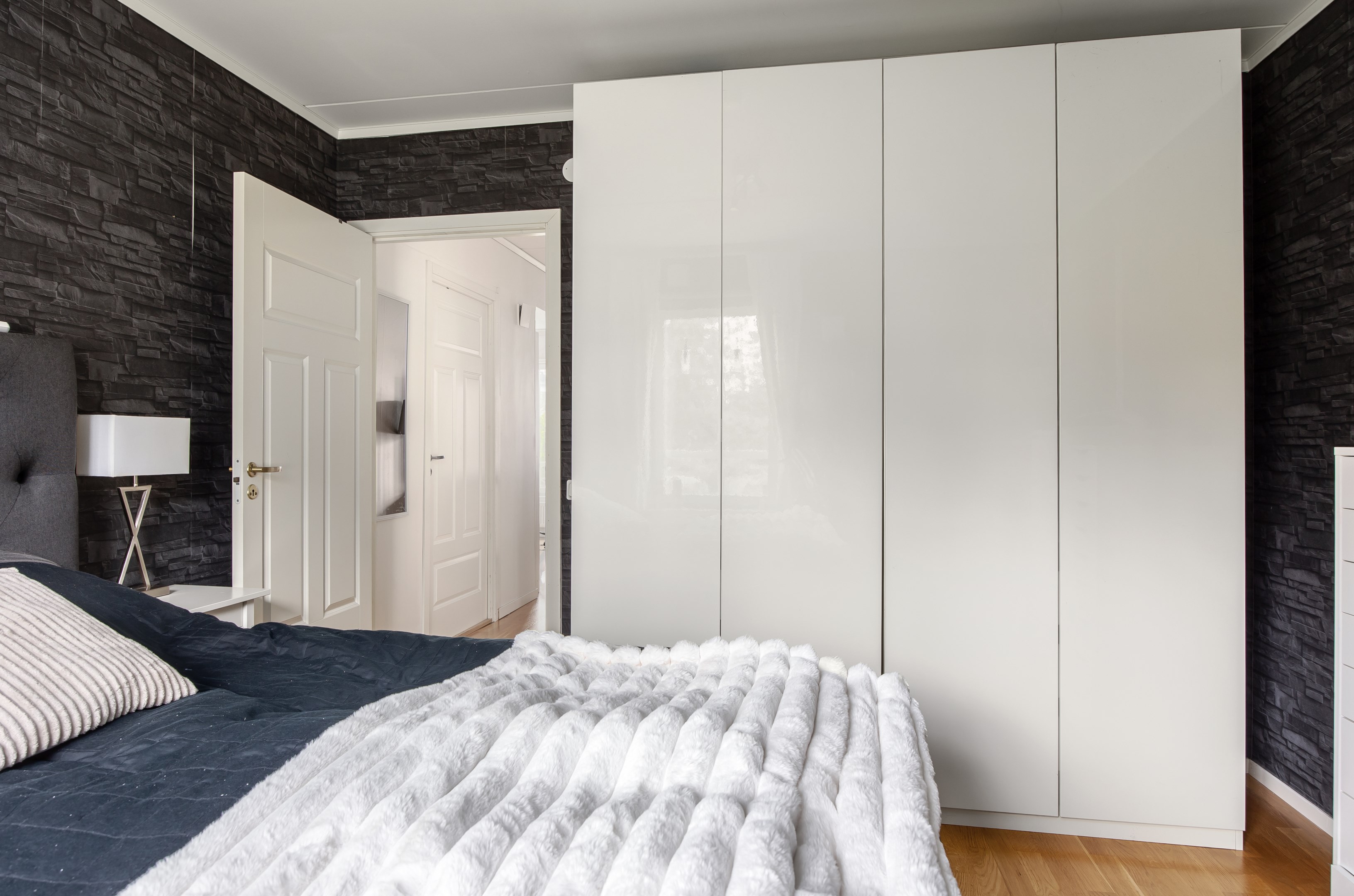 Bostadsbild från Klyvarevägen 59A, Till salu i Skogalund, Nacka