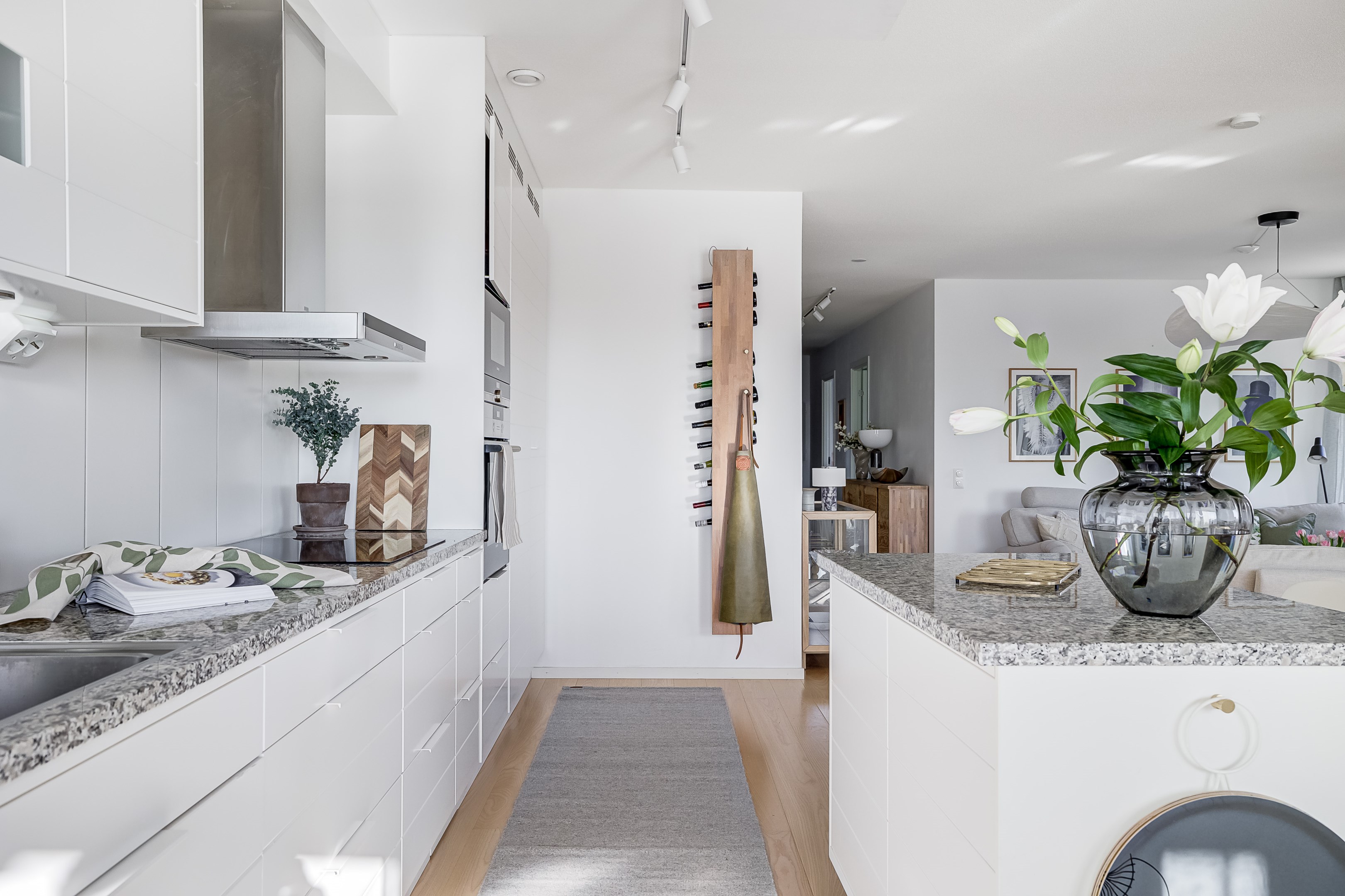 Bostadsbild från Viragatan 9, Till salu i Kungsängen, Uppsala