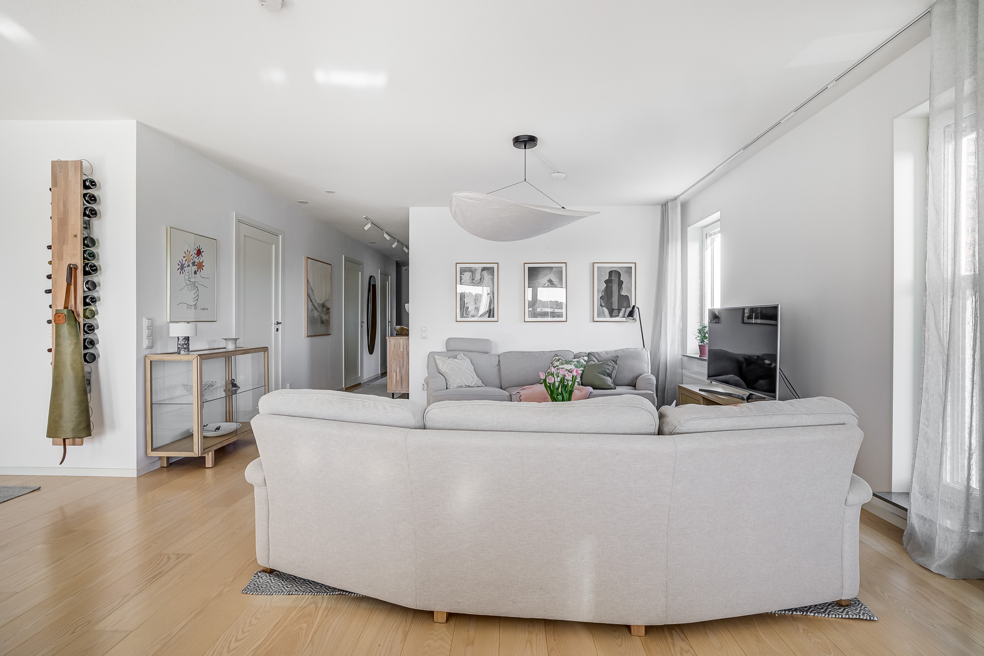 Bostadsbild från Viragatan 9, Till salu i Kungsängen, Uppsala