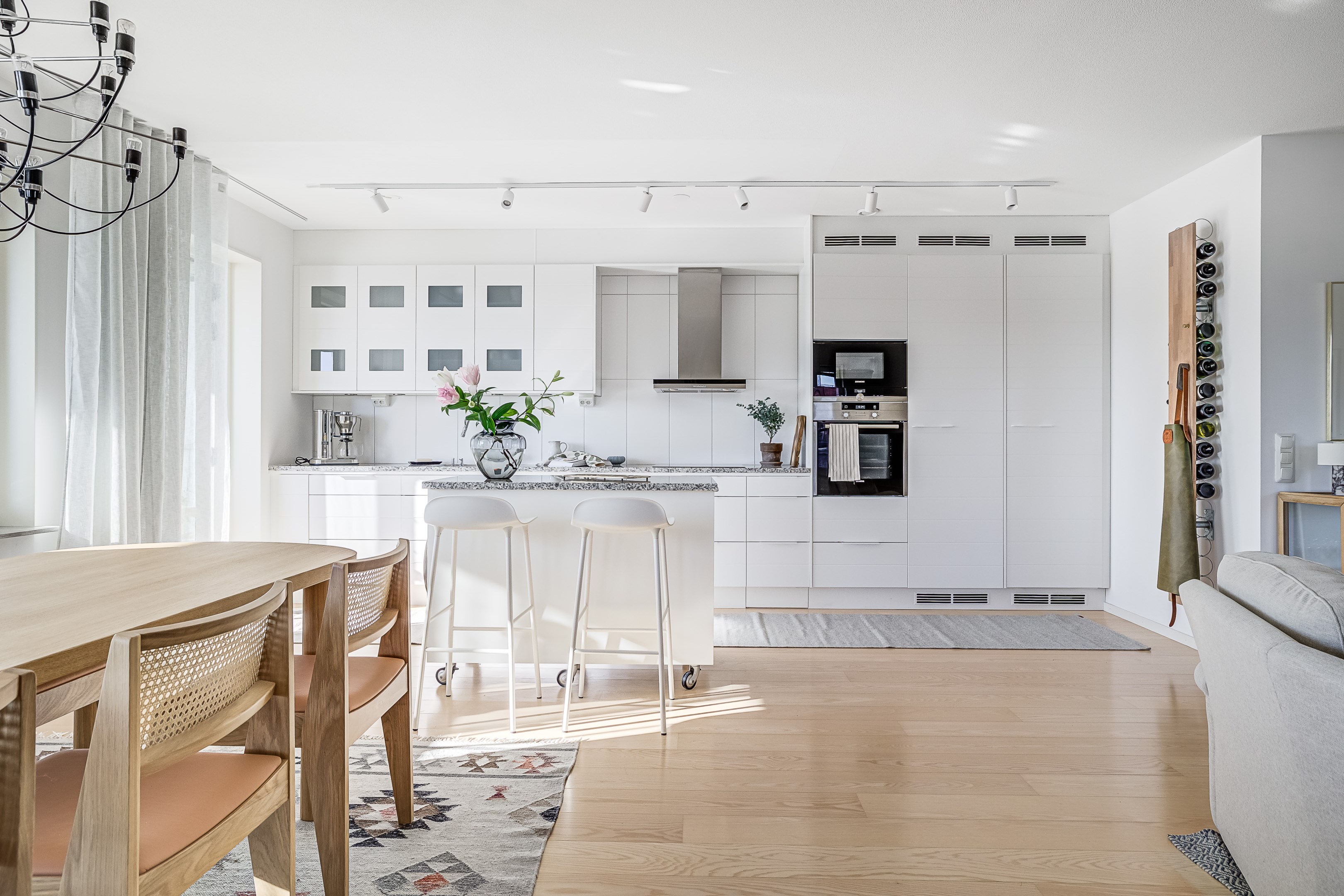 Bostadsbild från Viragatan 9, Till salu i Kungsängen, Uppsala