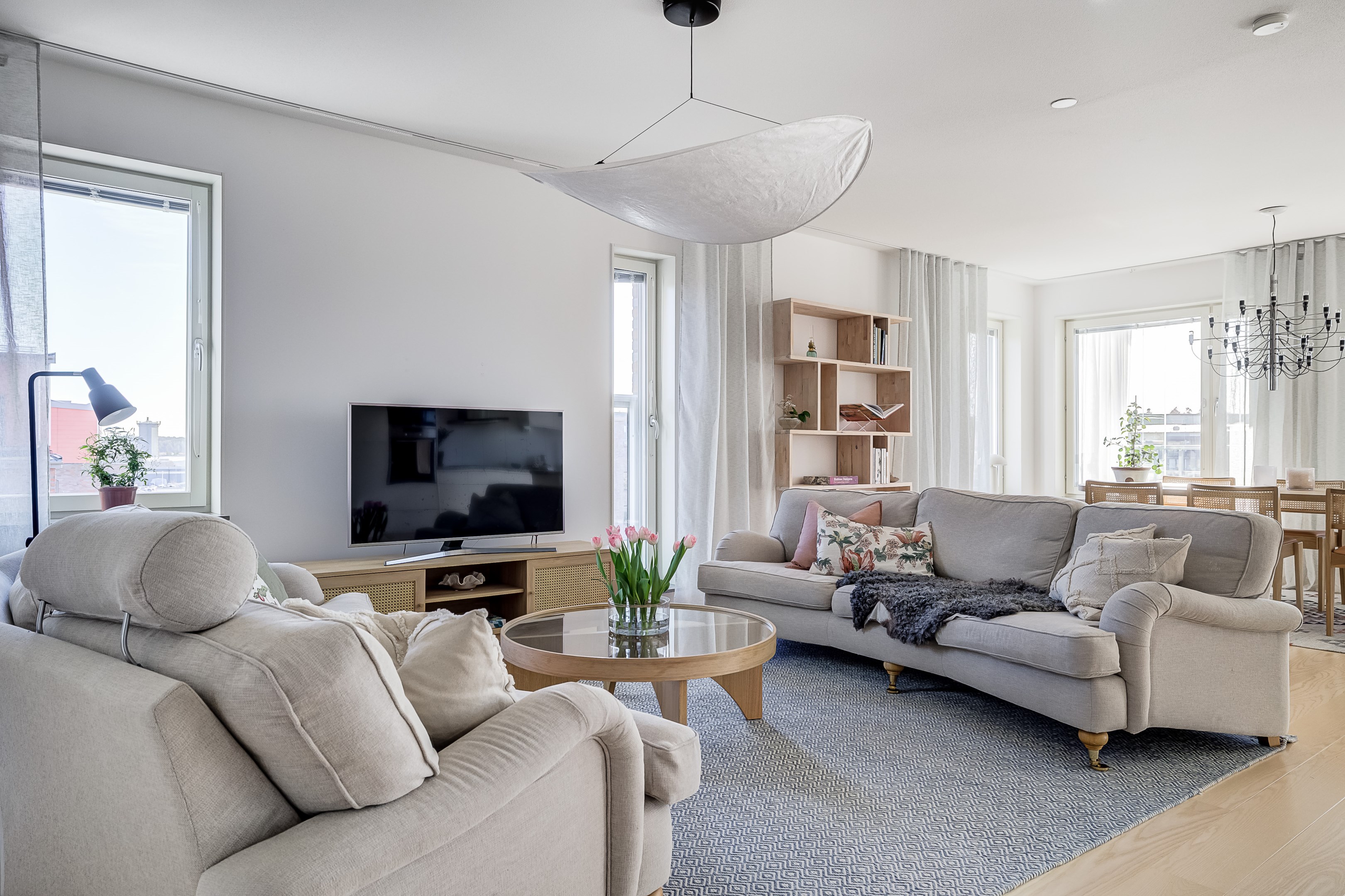 Bostadsbild från Viragatan 9, Till salu i Kungsängen, Uppsala