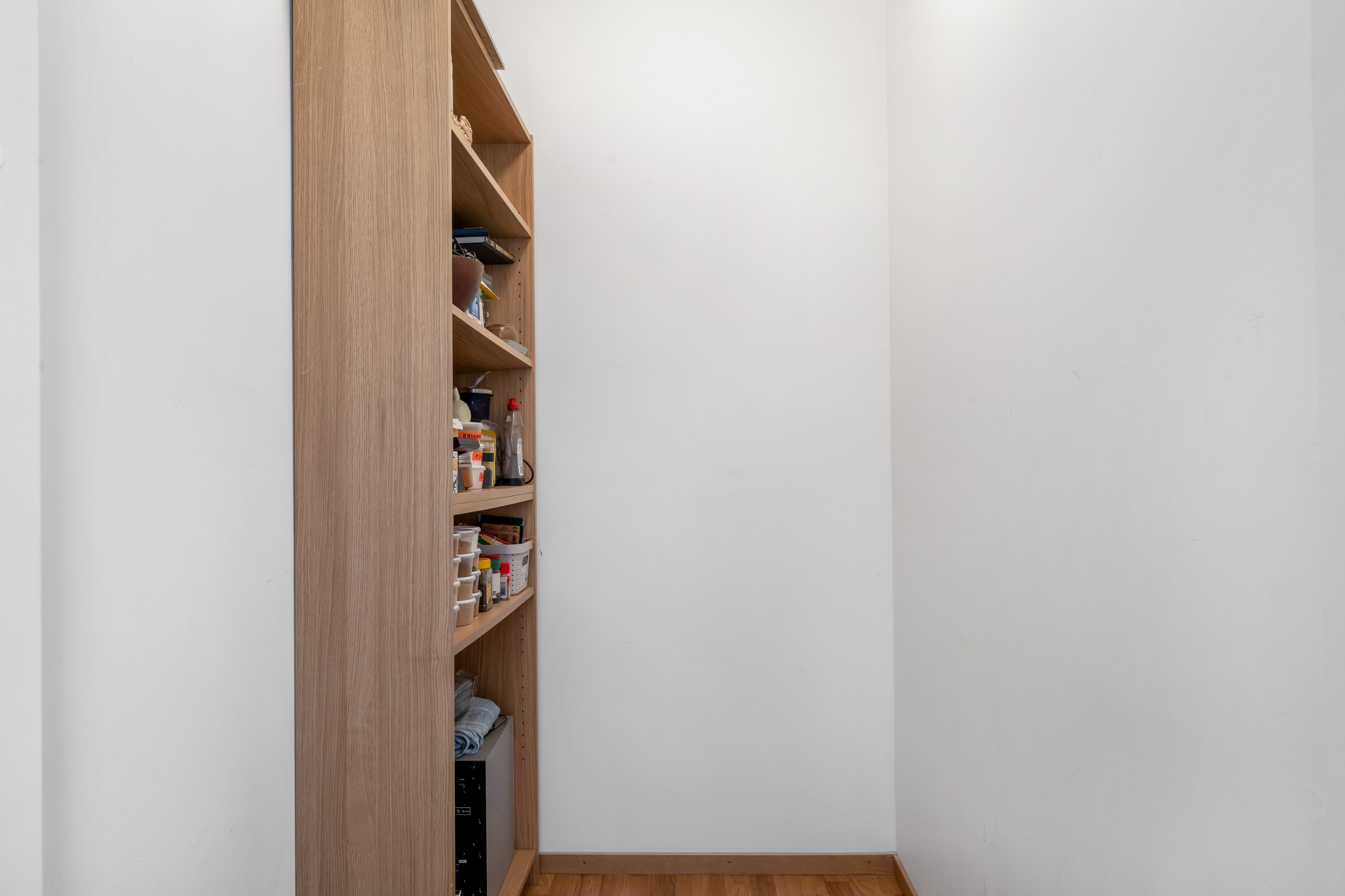 Bostadsbild från Råbyvägen 72, Till salu i Kapellgärdet, Uppsala