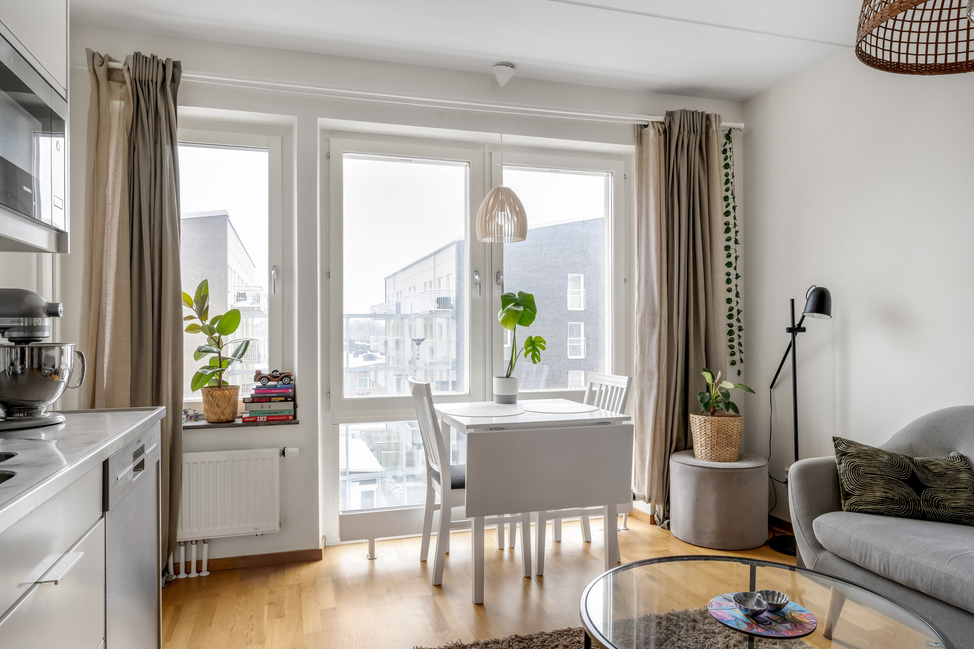 Bostadsbild från Råbyvägen 72, Till salu i Kapellgärdet, Uppsala