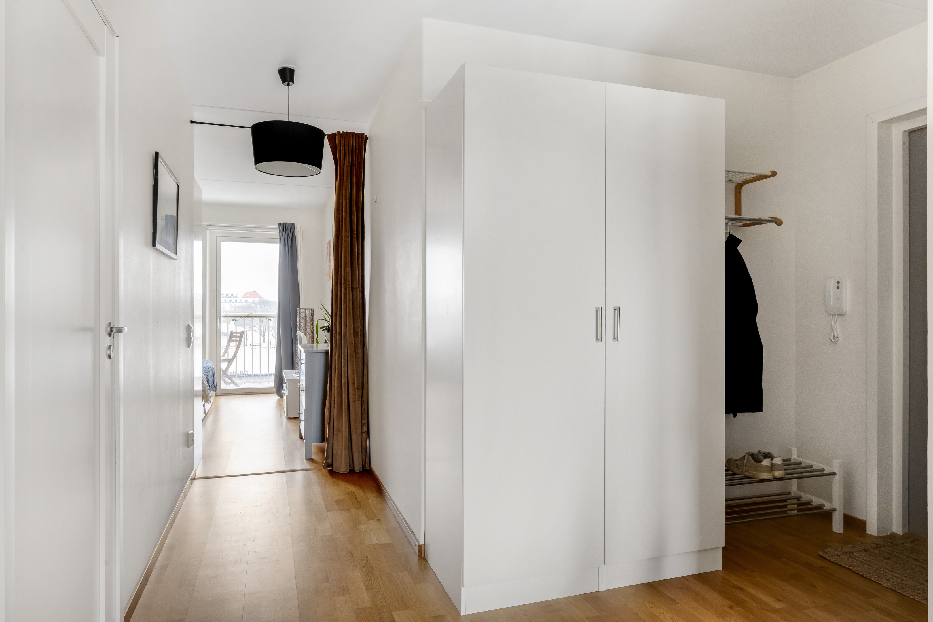 Bostadsbild från Råbyvägen 72, Till salu i Kapellgärdet, Uppsala