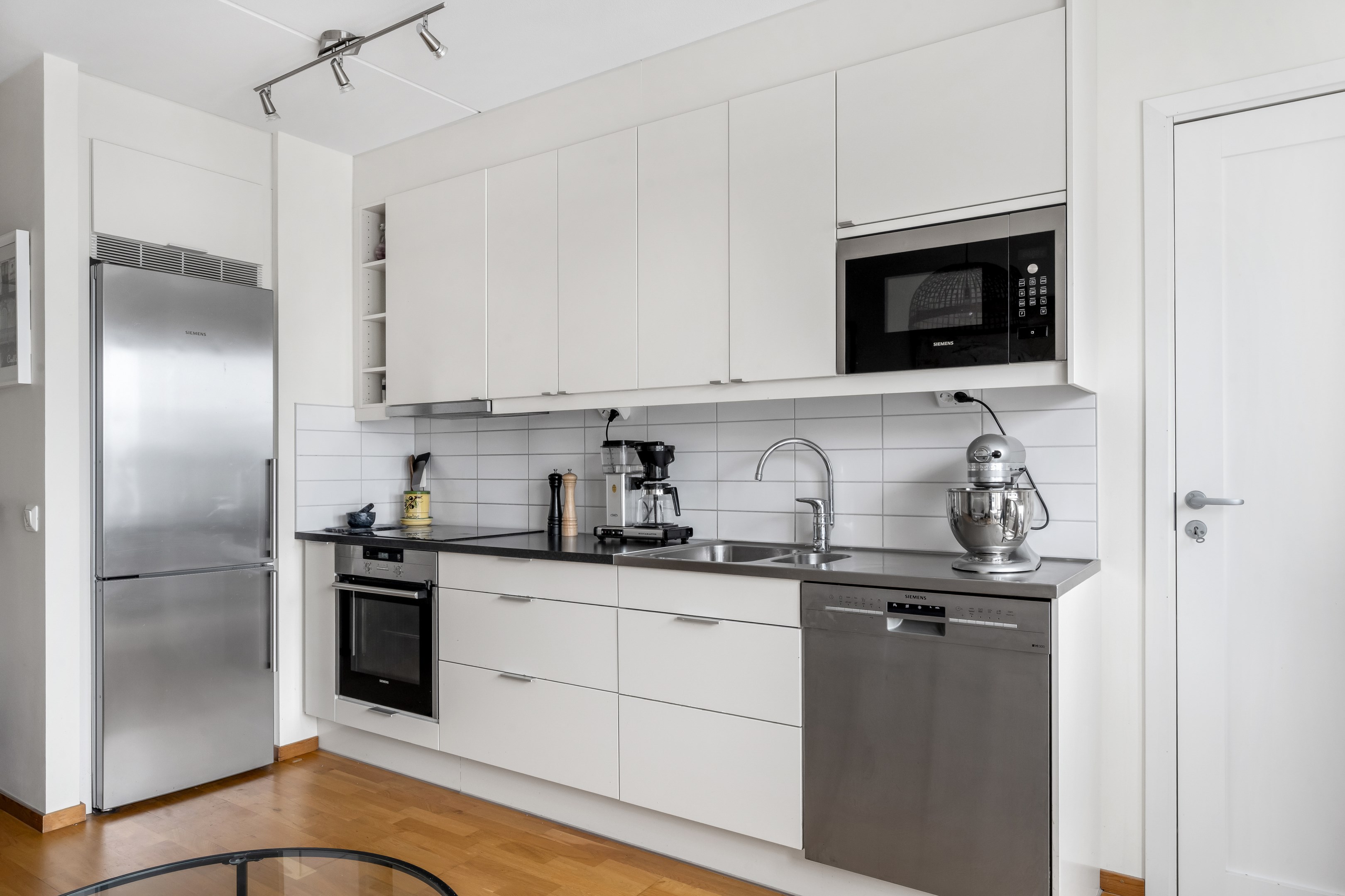 Bostadsbild från Råbyvägen 72, Till salu i Kapellgärdet, Uppsala