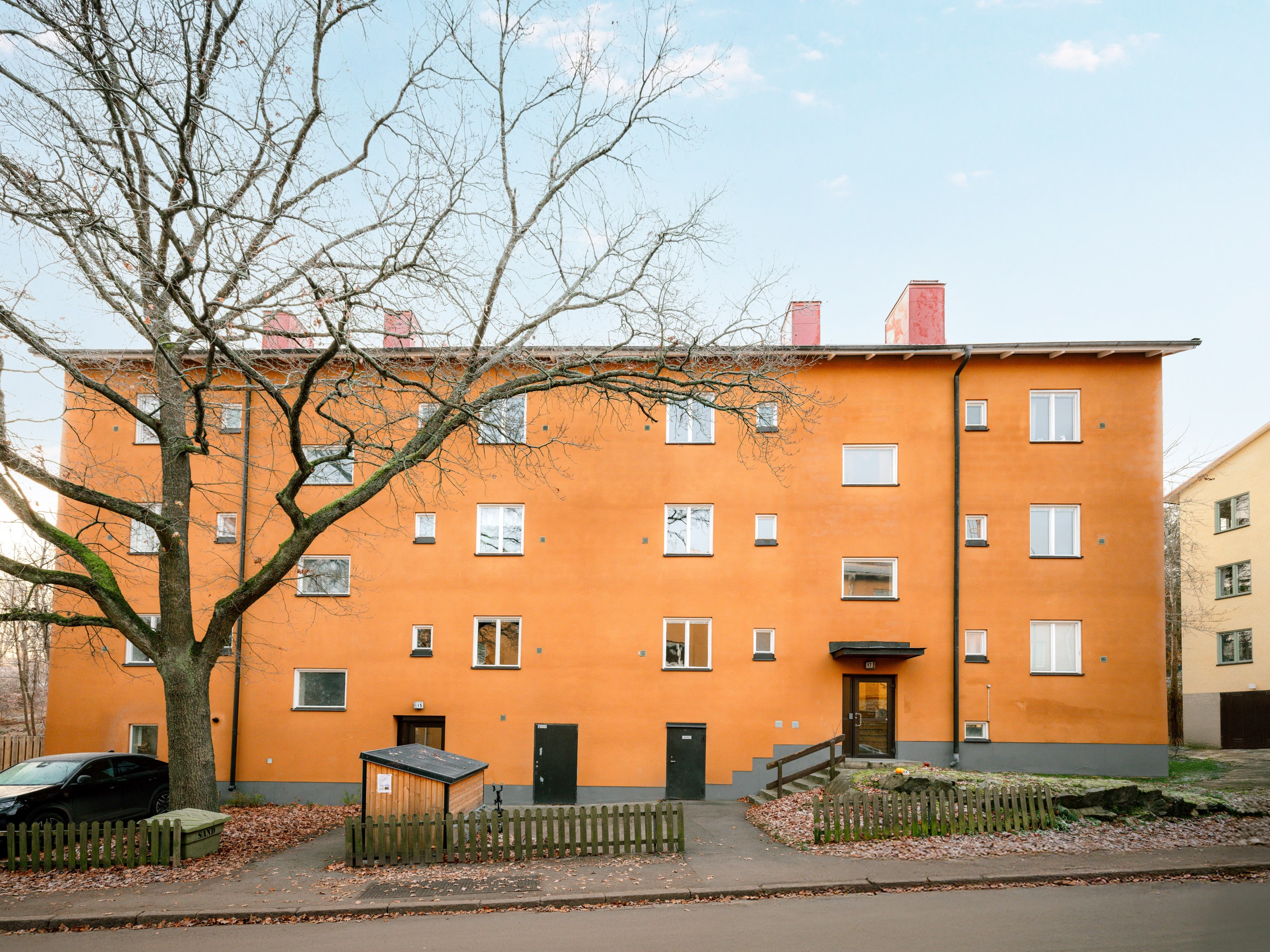 Bostadsbild från Fastlagsvägen 17, Såld i Midsommarkransen, Stockholm