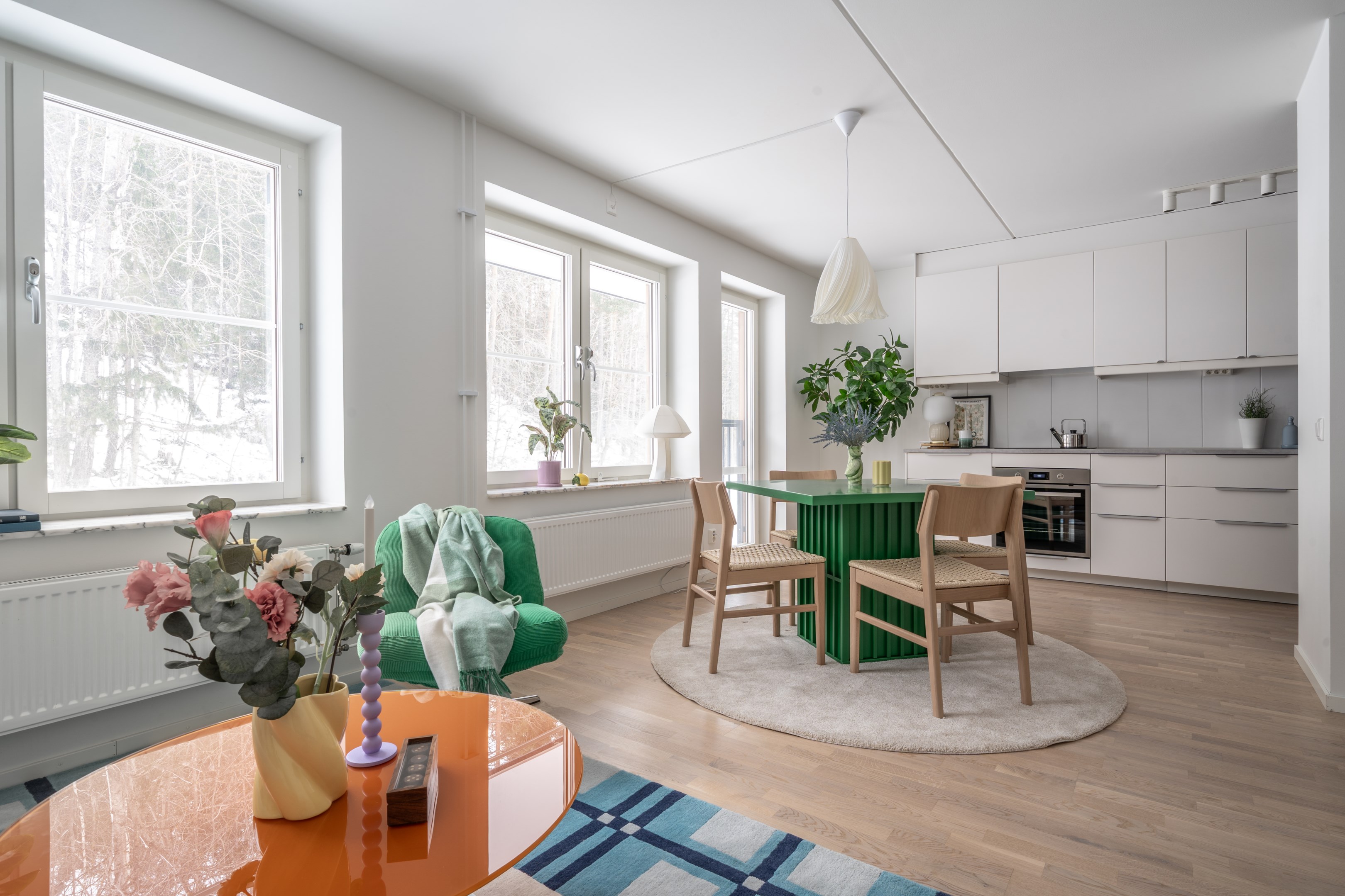 Bostadsbild från Slalomvägen 12, Till salu i Väsjön, Sollentuna