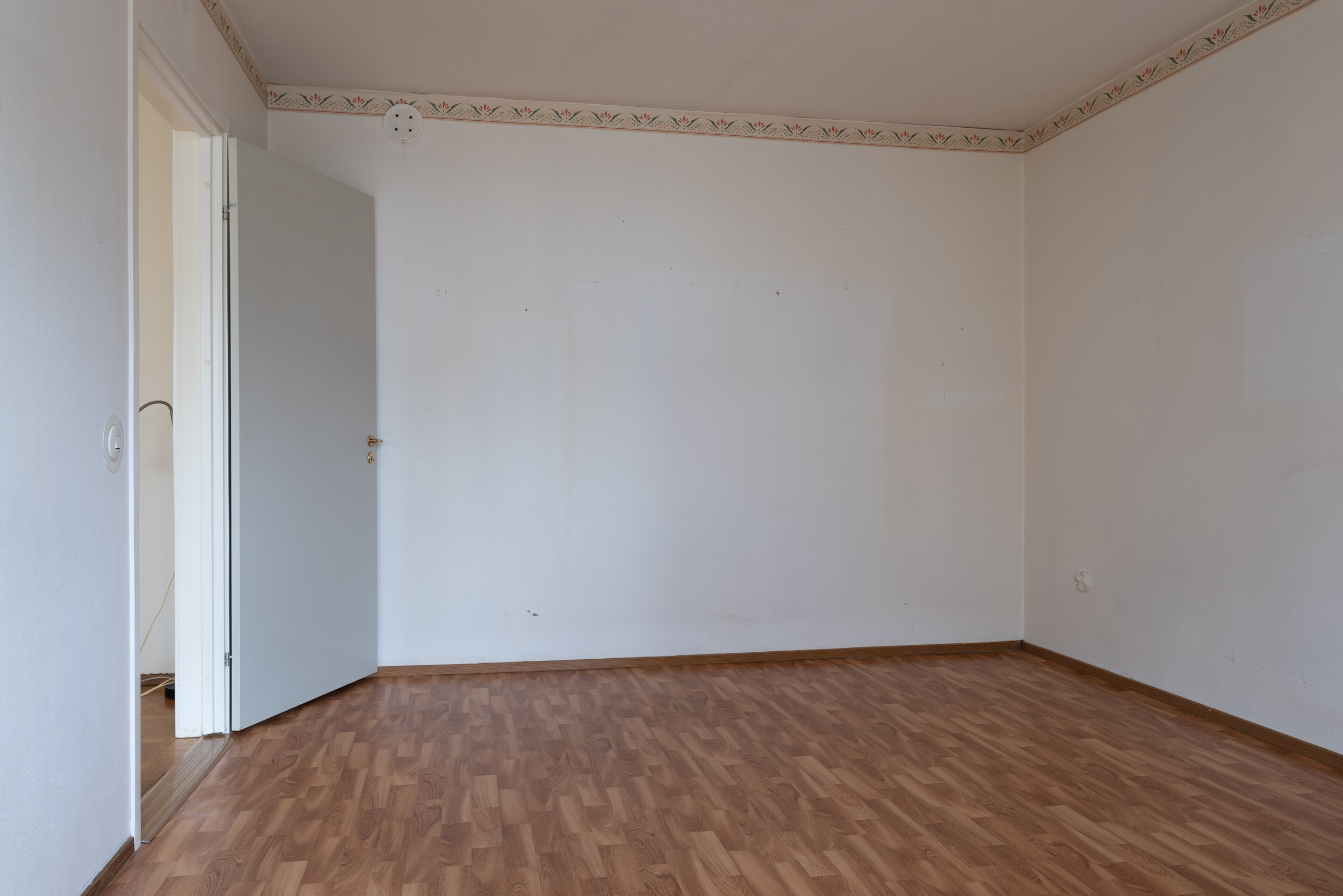 Bostadsbild från Ringduvegatan 107, Till salu i Råby, Västerås