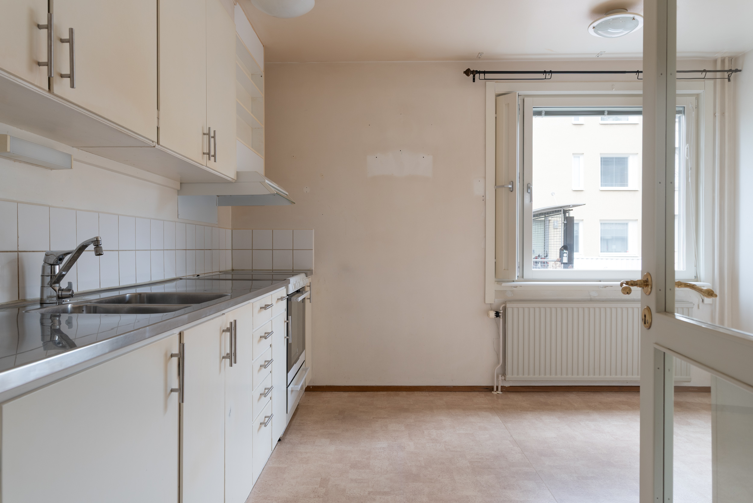 Bostadsbild från Ringduvegatan 107, Till salu i Råby, Västerås