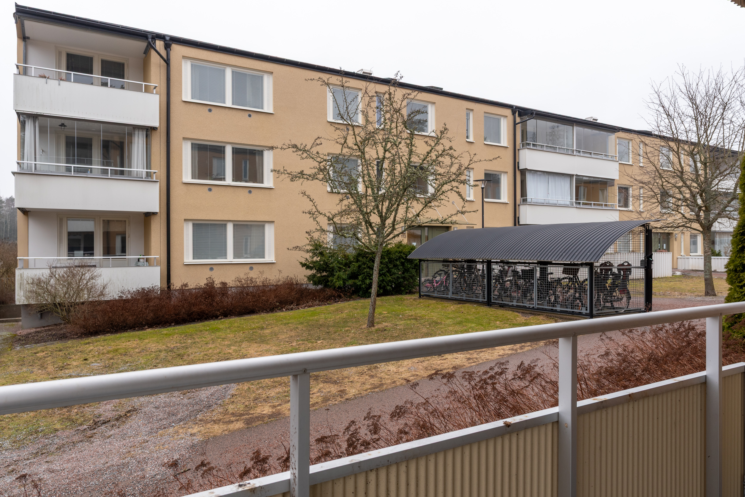 Bostadsbild från Ringduvegatan 107, Till salu i Råby, Västerås
