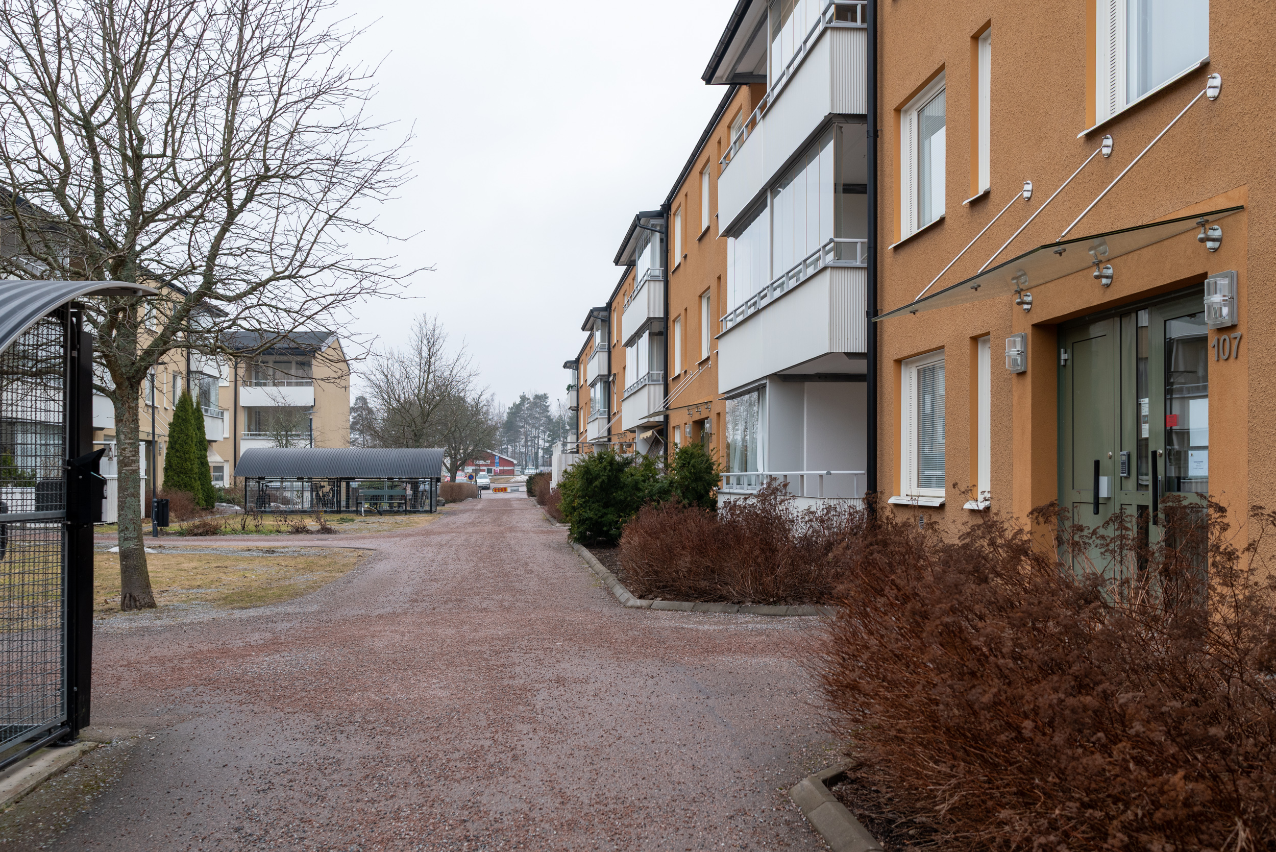 Bostadsbild från Ringduvegatan 107, Till salu i Råby, Västerås