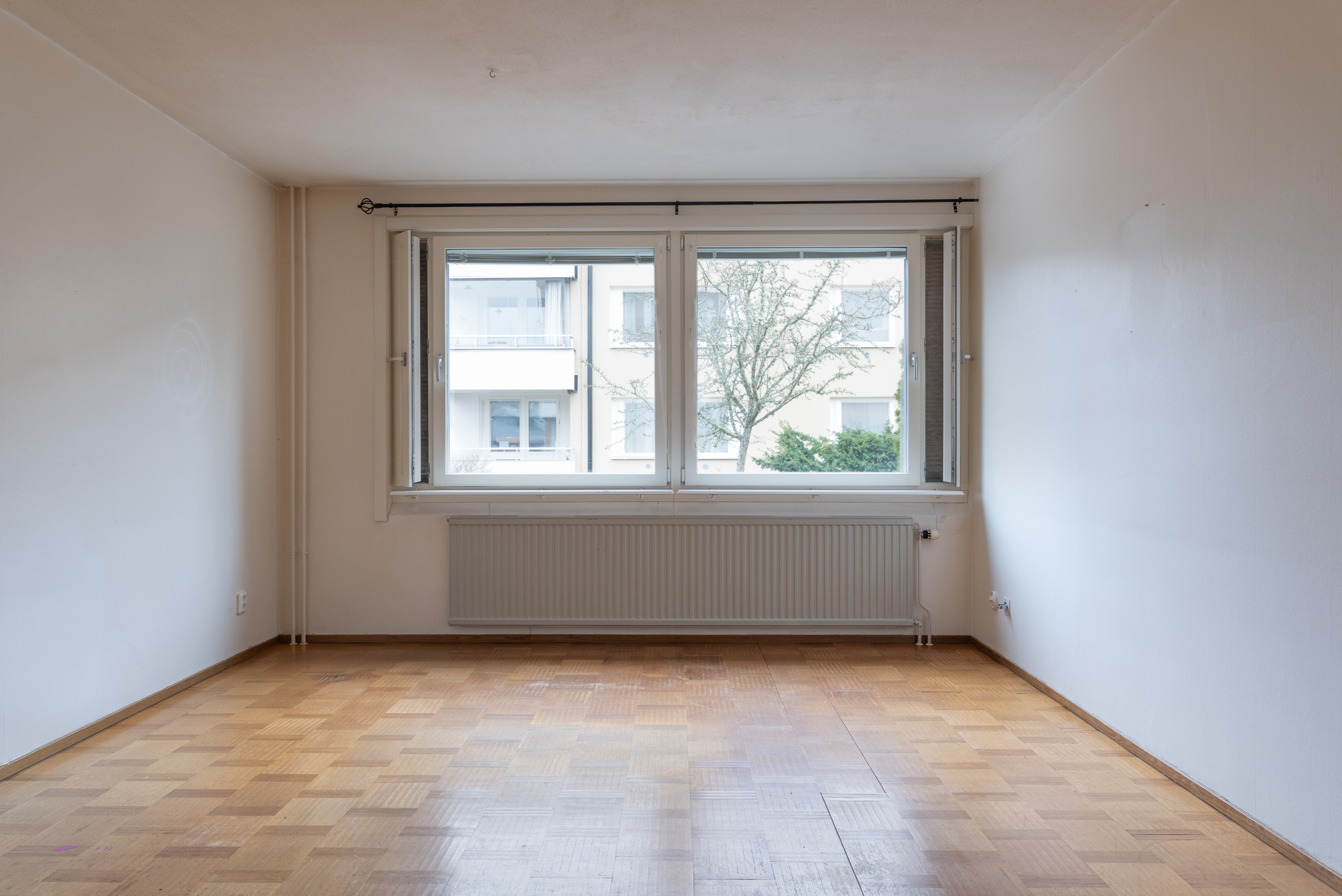 Bostadsbild från Ringduvegatan 107, Till salu i Råby, Västerås