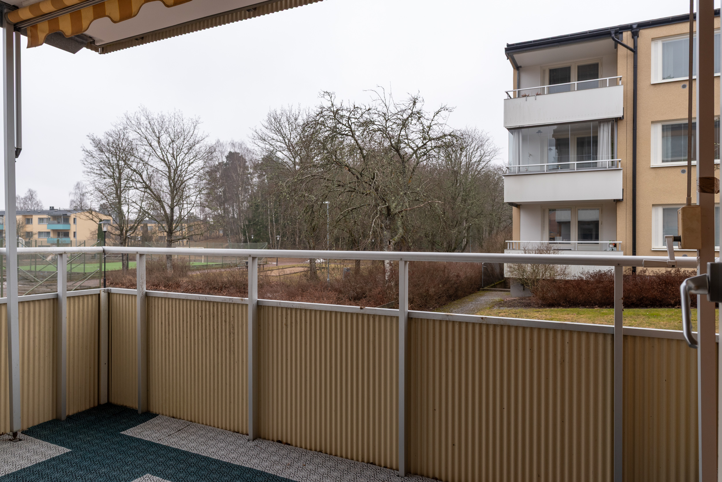 Bostadsbild från Ringduvegatan 107, Till salu i Råby, Västerås