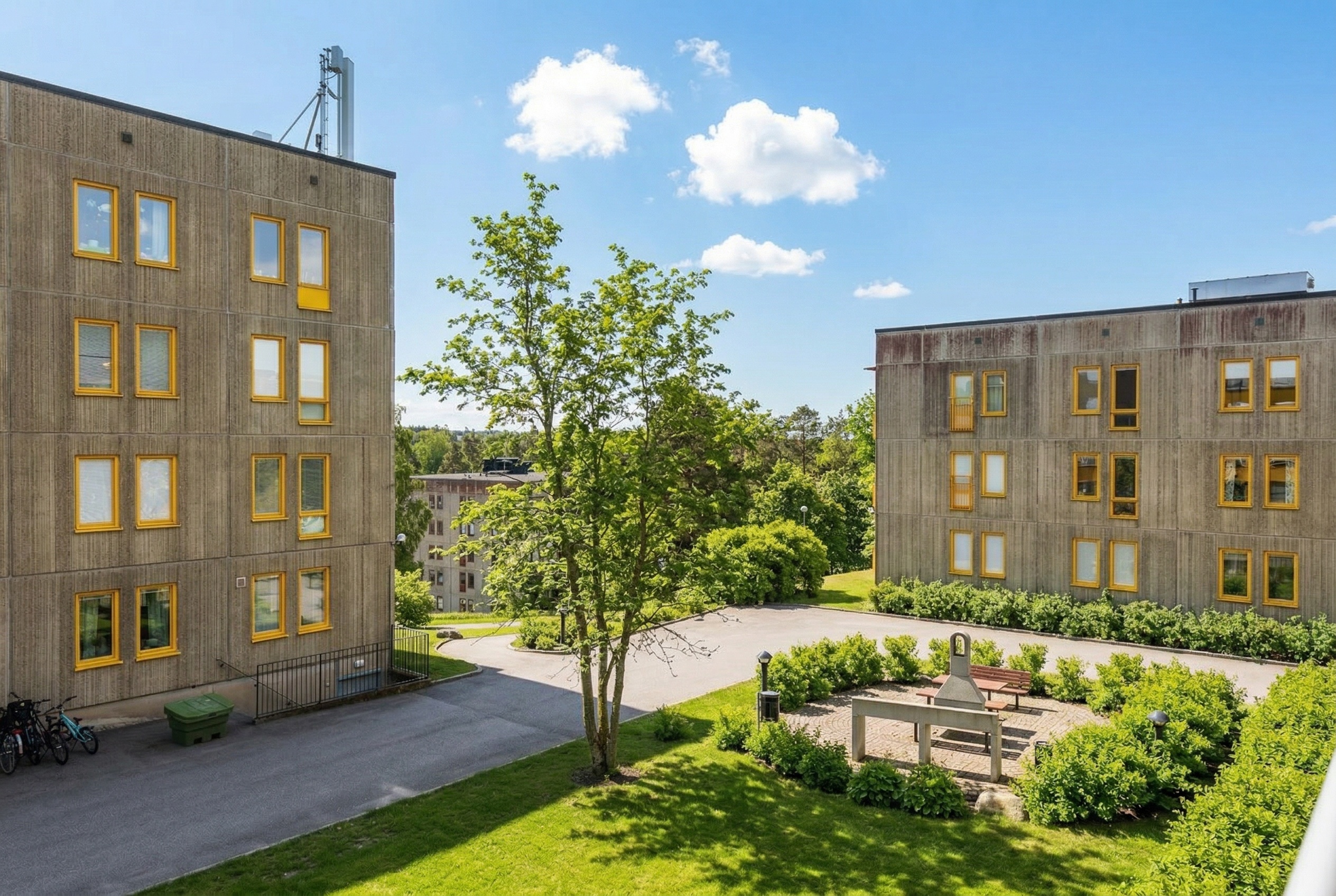 Bostadsbild från Skarpövägen 51, Till salu i Västra Orminge, Nacka