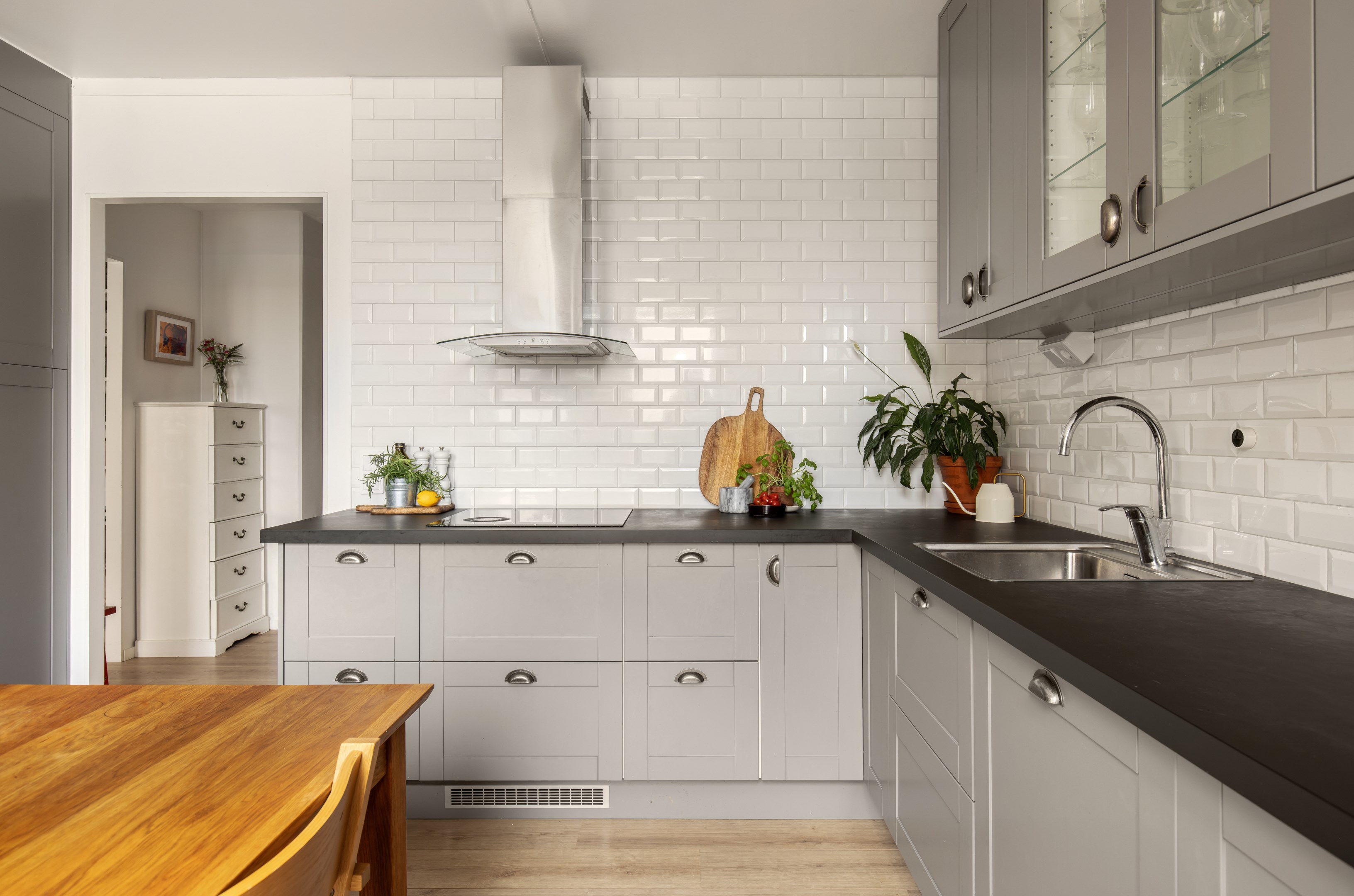 Bostadsbild från Skarpövägen 51, Till salu i Västra Orminge, Nacka