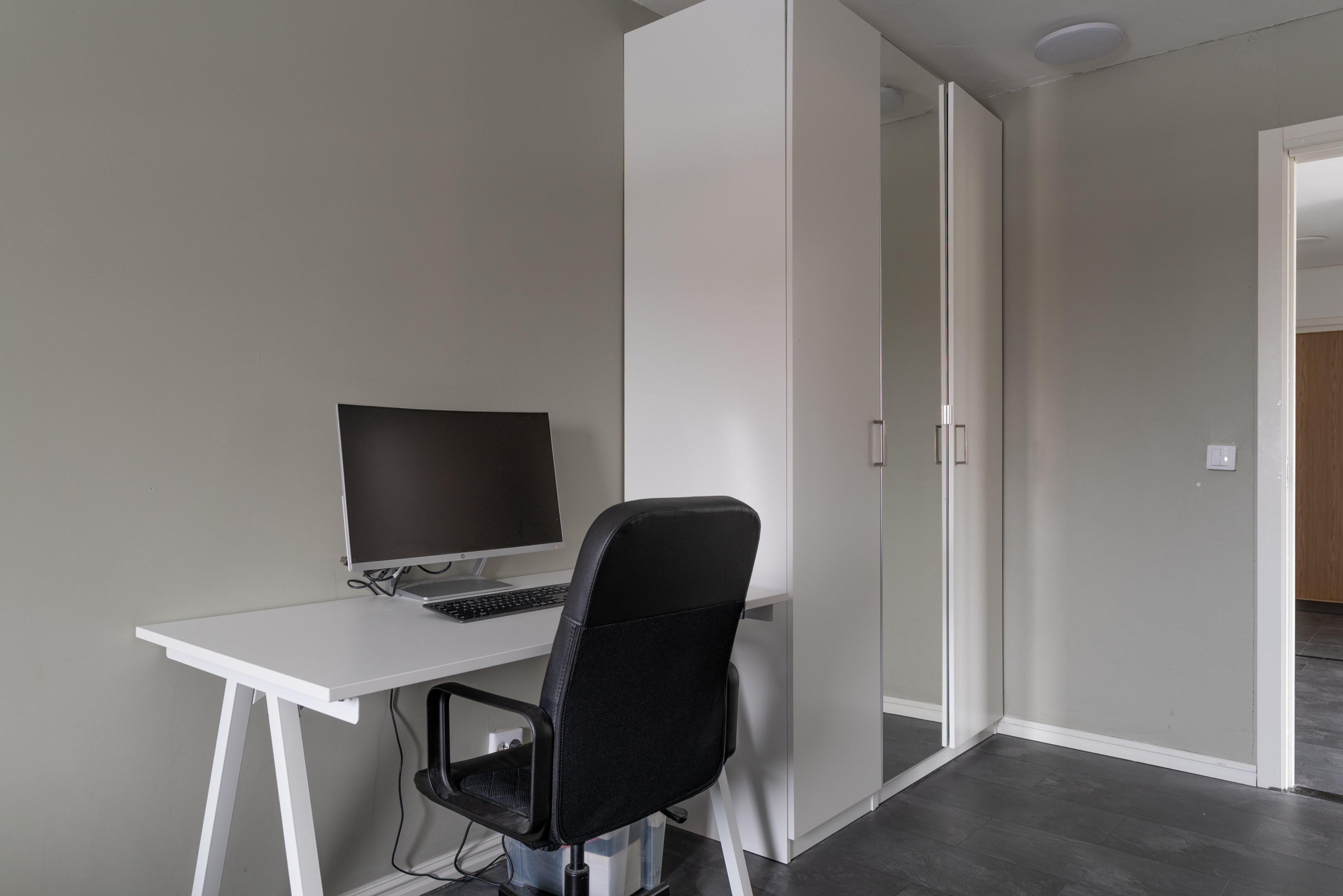 Bostadsbild från Axel Oxenstiernas gata 32, Till salu i Bäckby, Västerås