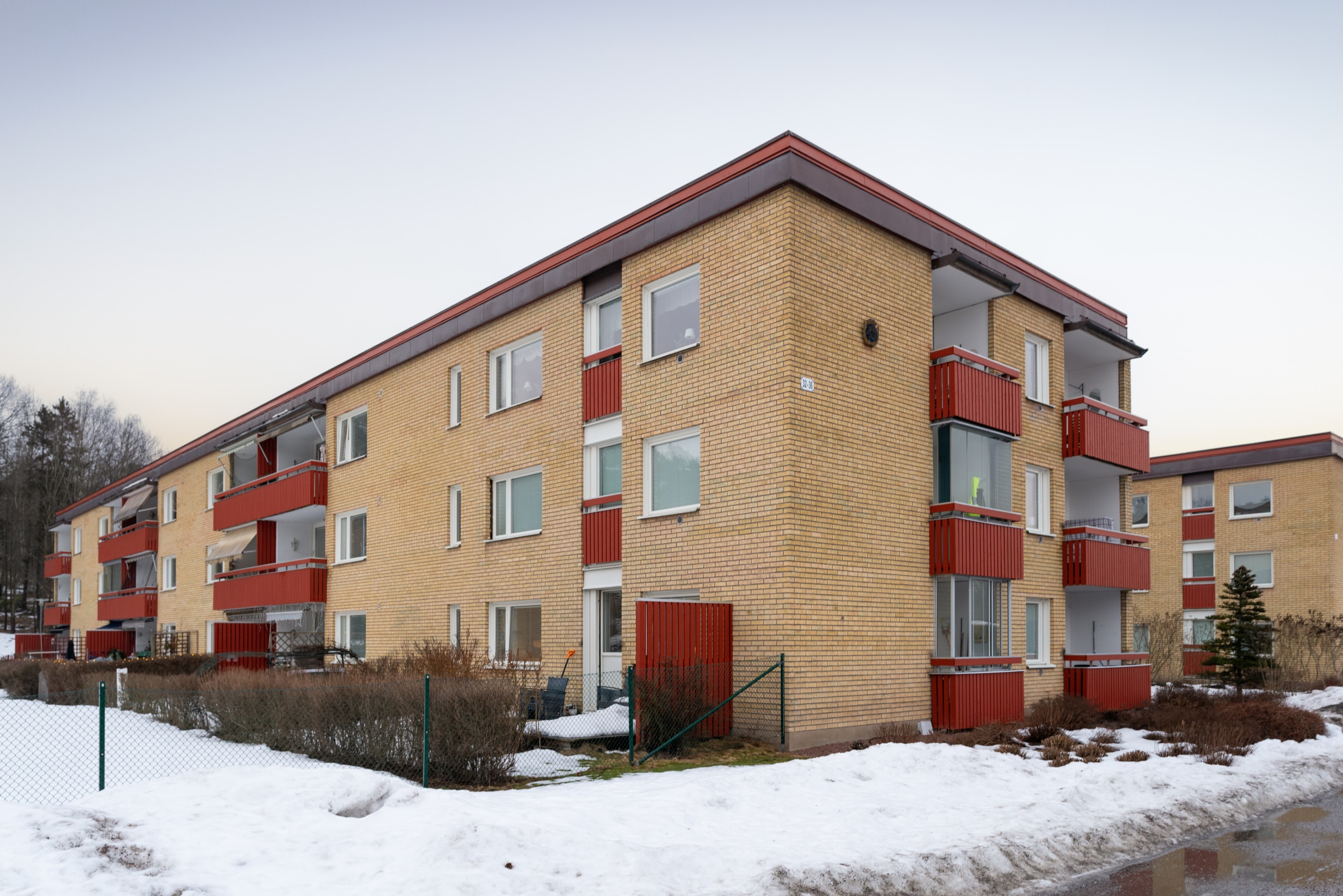 Bostadsbild från Axel Oxenstiernas gata 32, Till salu i Bäckby, Västerås