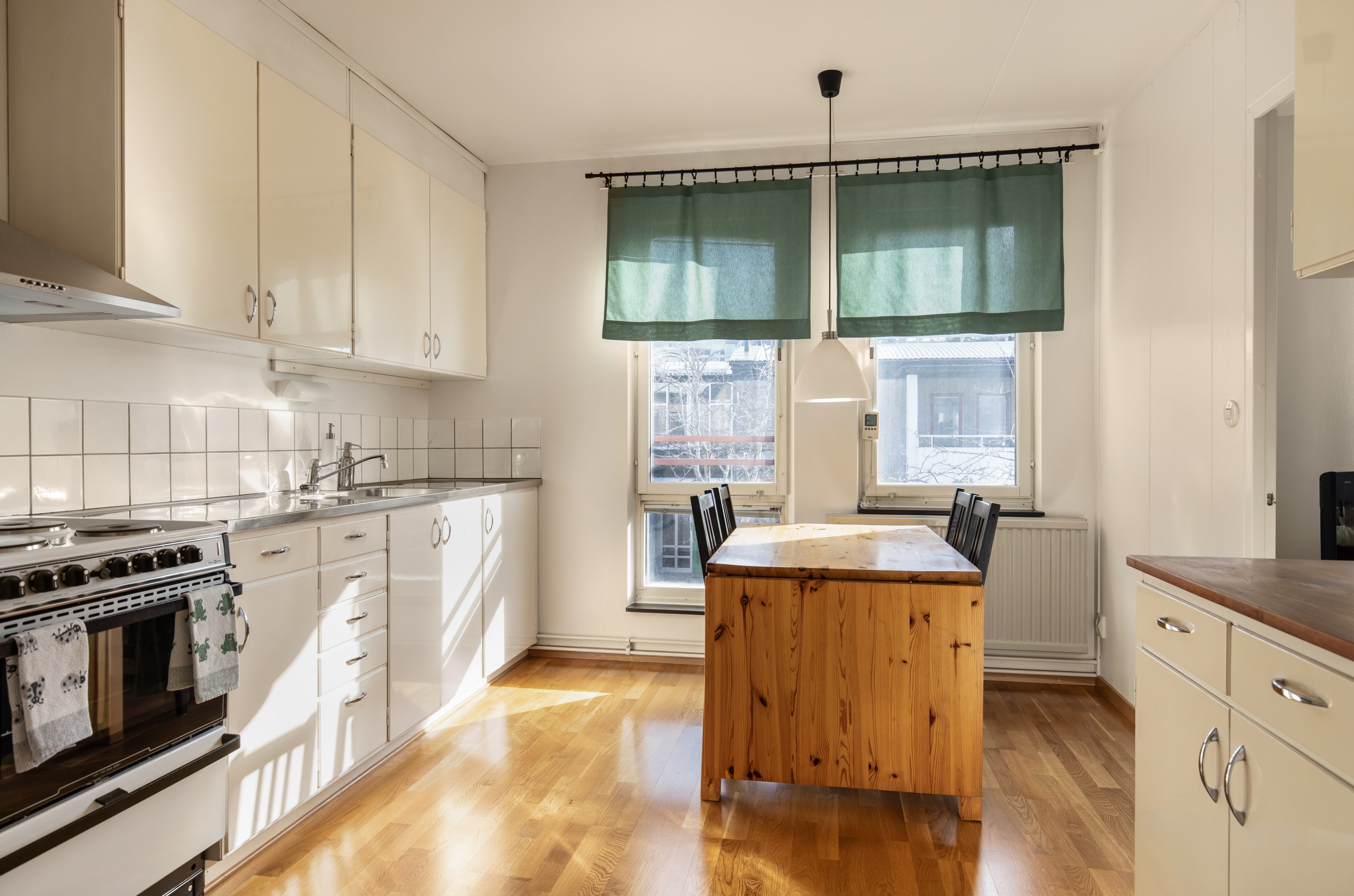 Bostadsbild från Ormingeringen 9B 1tr, Till salu i Västra Orminge, Nacka