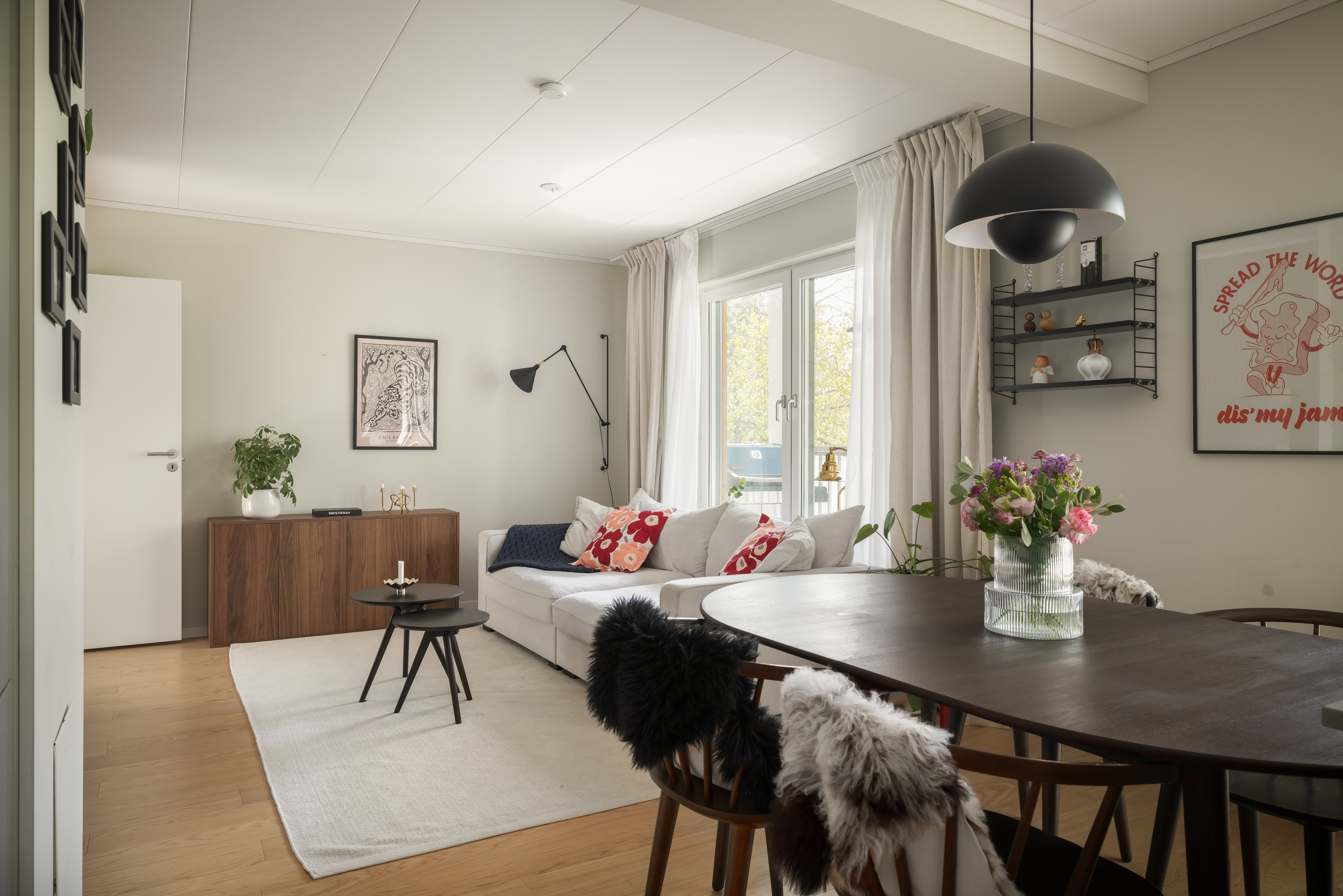 Bostadsbild från Östra Gräsvägen 7, Till salu i Ektorp, Nacka