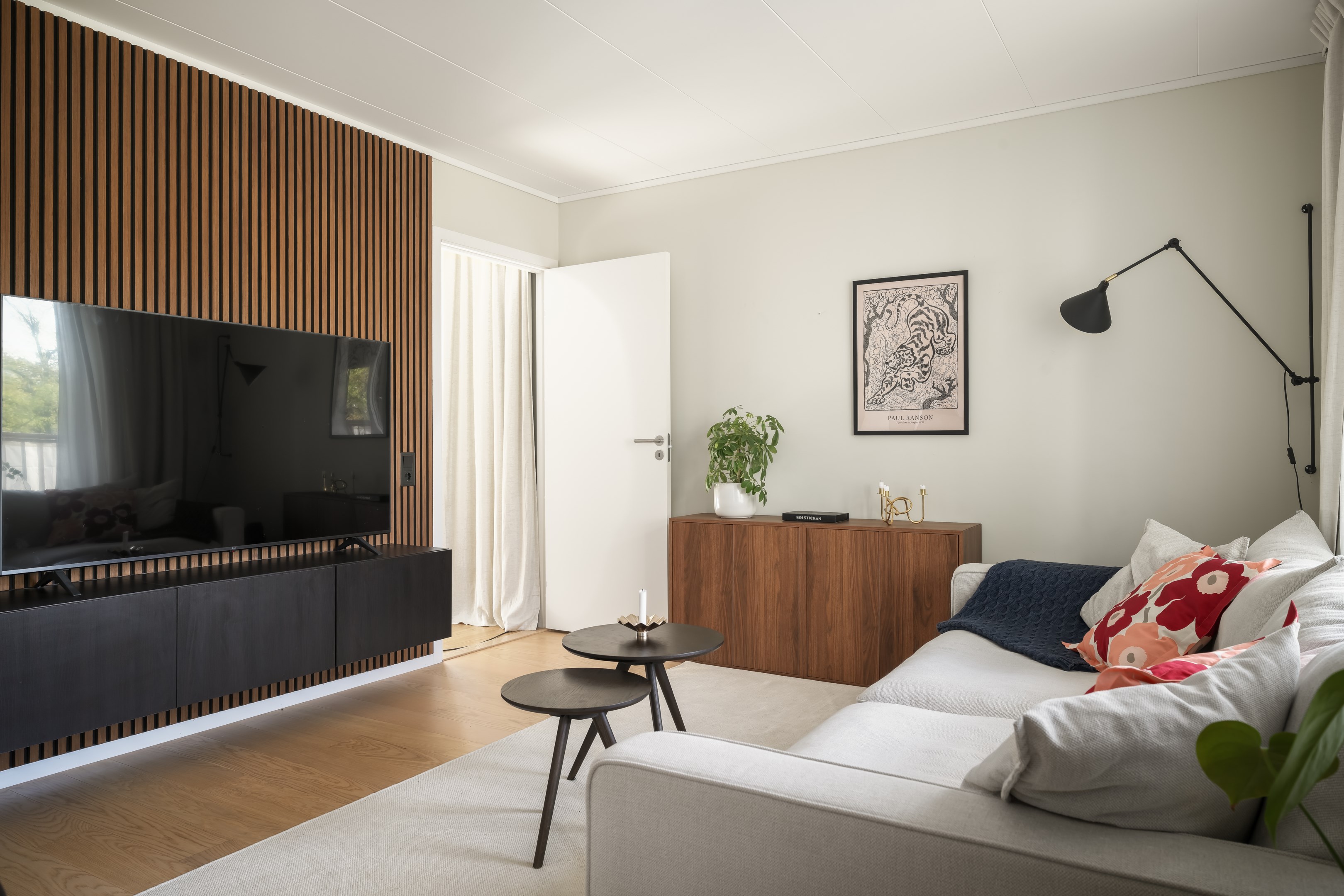 Bostadsbild från Östra Gräsvägen 7, Till salu i Ektorp, Nacka