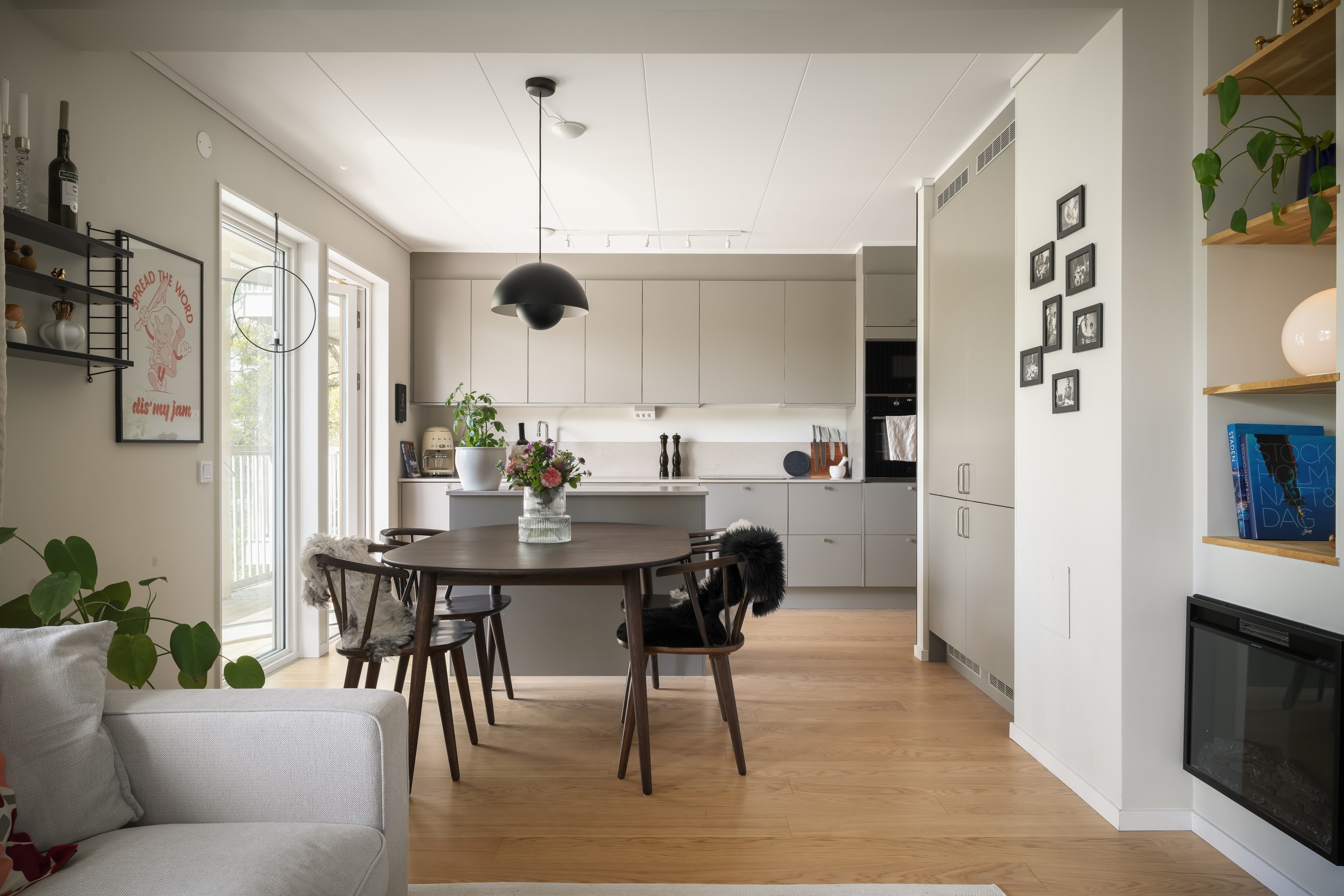Bostadsbild från Östra Gräsvägen 7, Till salu i Ektorp, Nacka