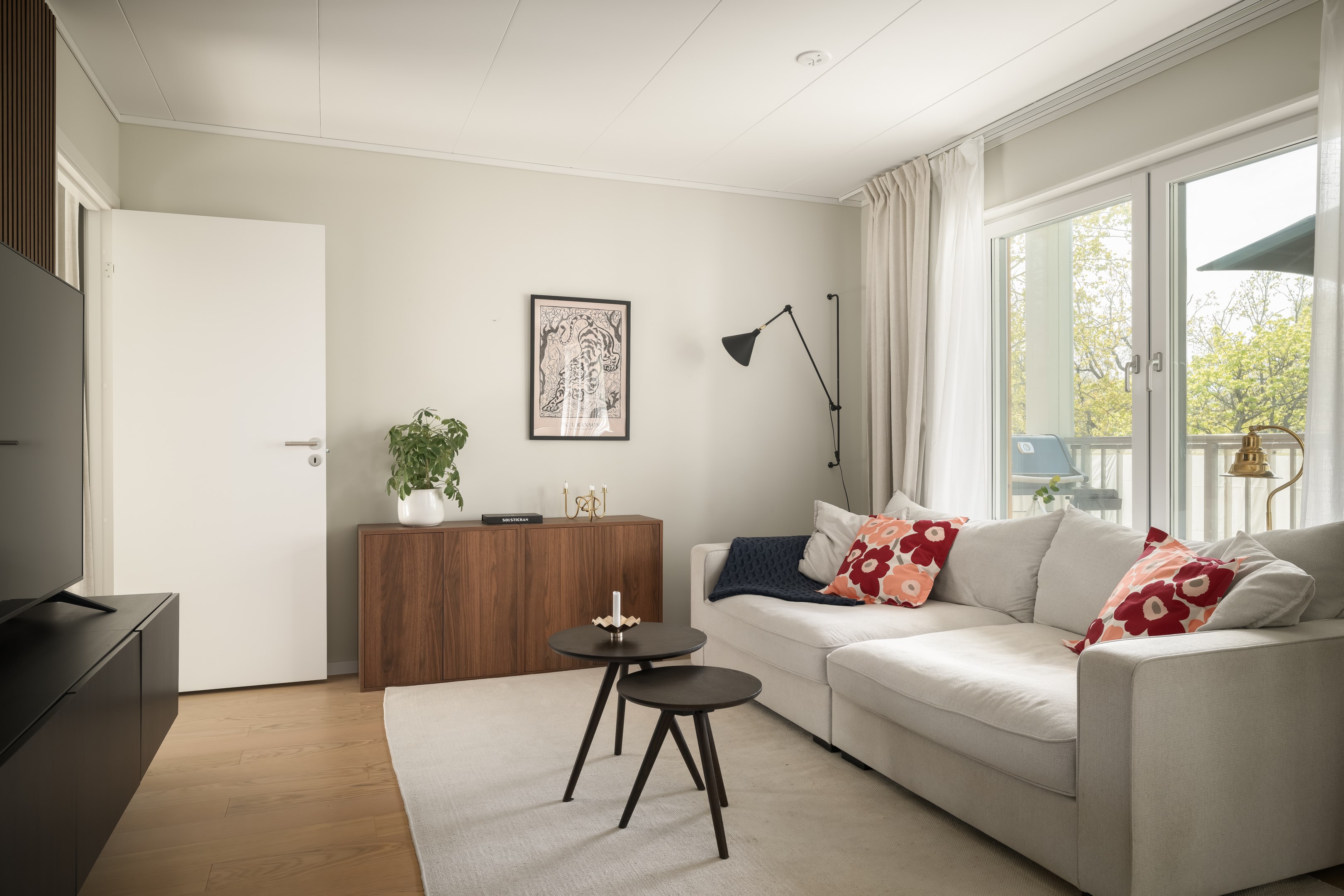 Bostadsbild från Östra Gräsvägen 7, Till salu i Ektorp, Nacka