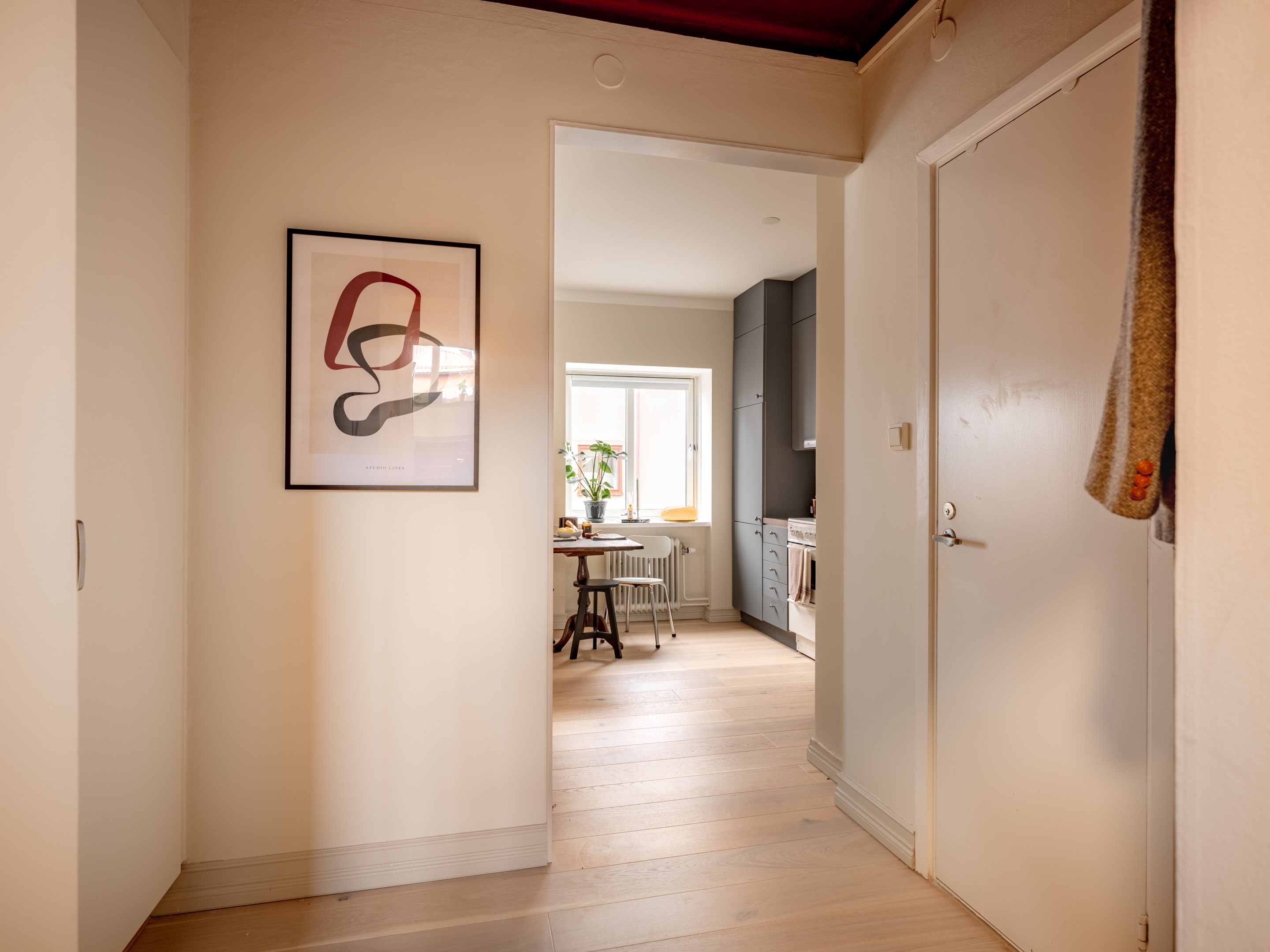 Bostadsbild från Valsbergs gränd 7, Kommande i Midsommarkransen, Stockholm