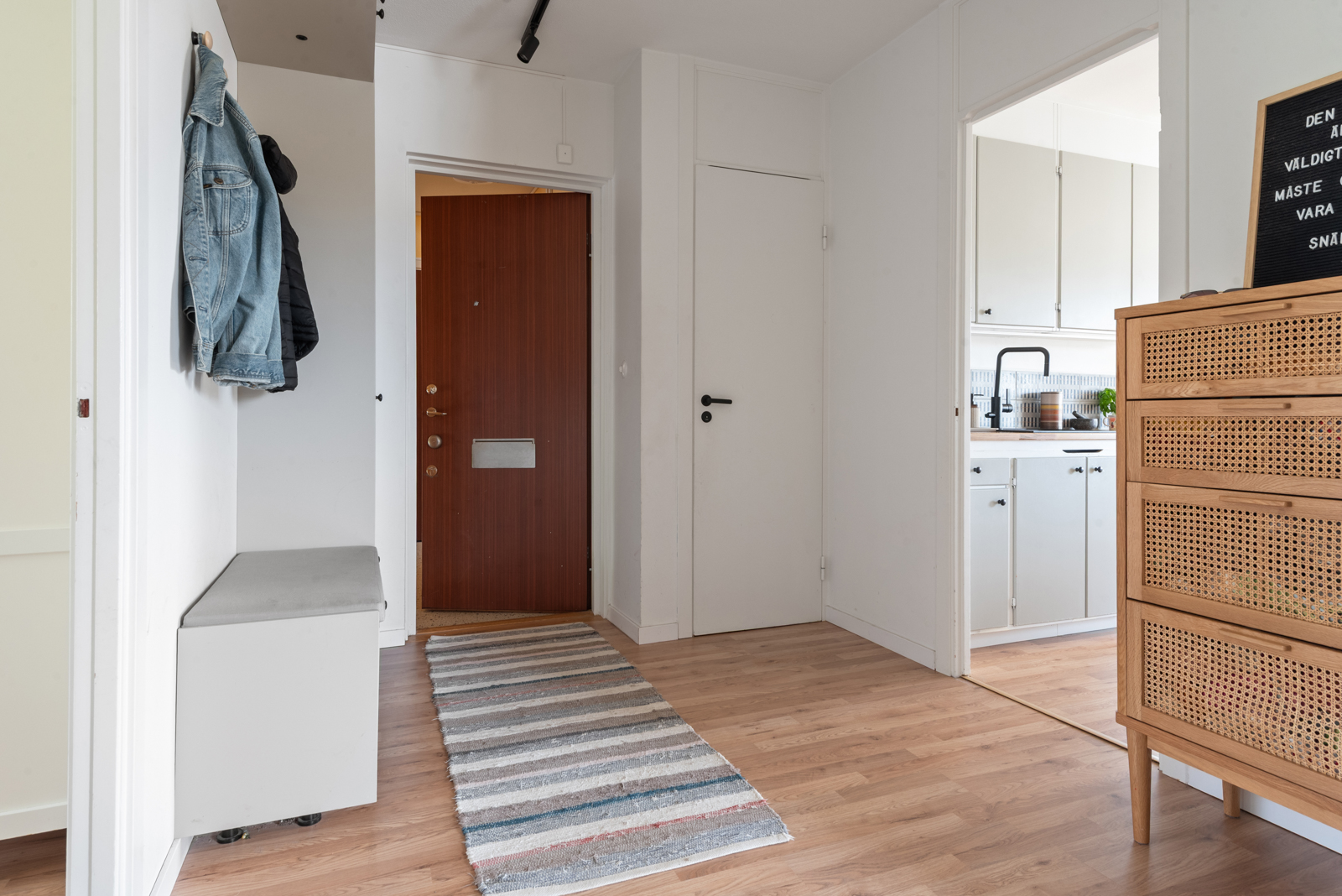 Bostadsbild från Björnskogsvägen 54, Till salu i Gustavsberg - Lugnet/Björnkärret, Värmdö