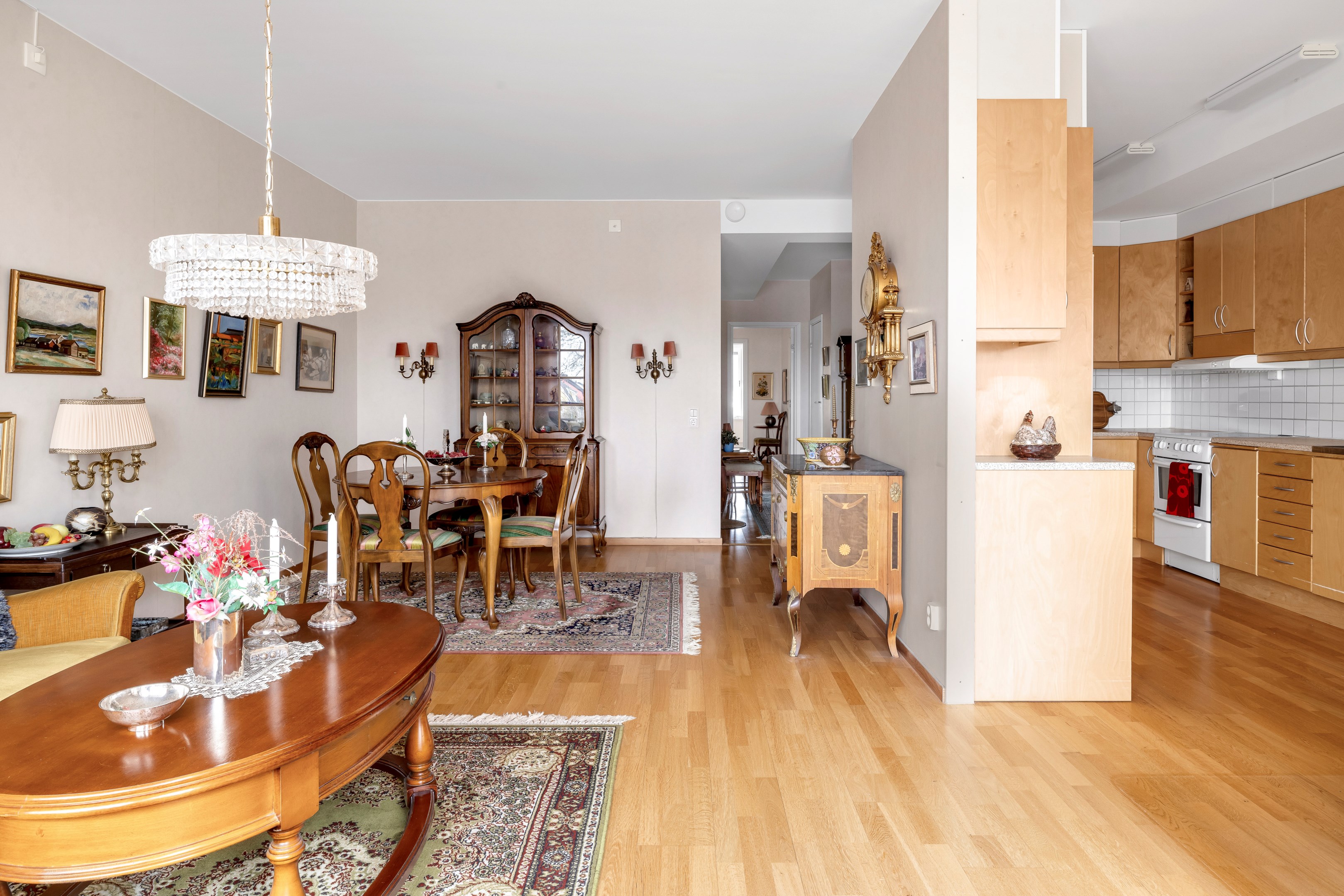 Bostadsbild från Styrbjörnsgatan 9, Såld i Svartbäcken, Uppsala