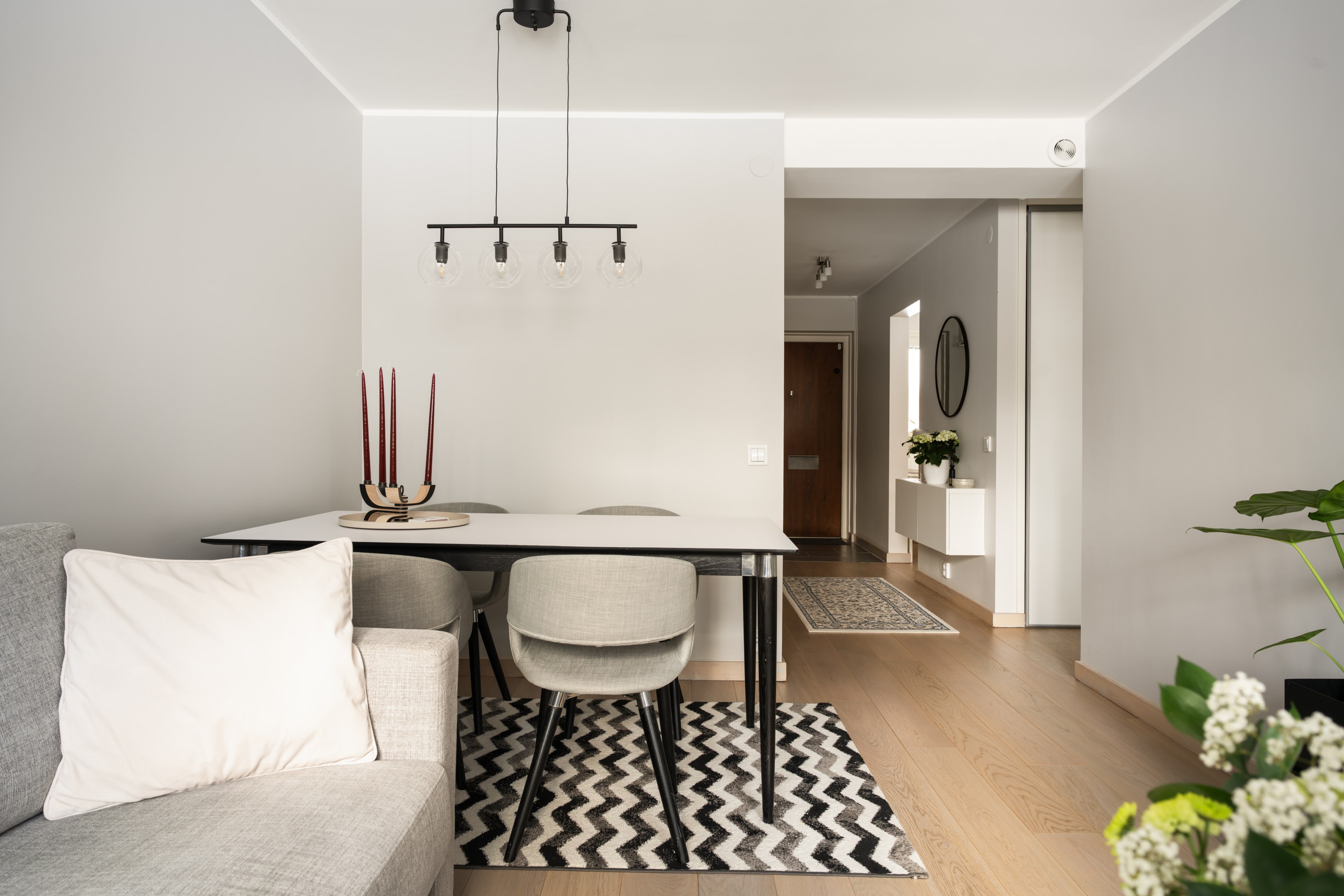 Bostadsbild från Slättåkragränd 11, Till salu i Östberga, Stockholm