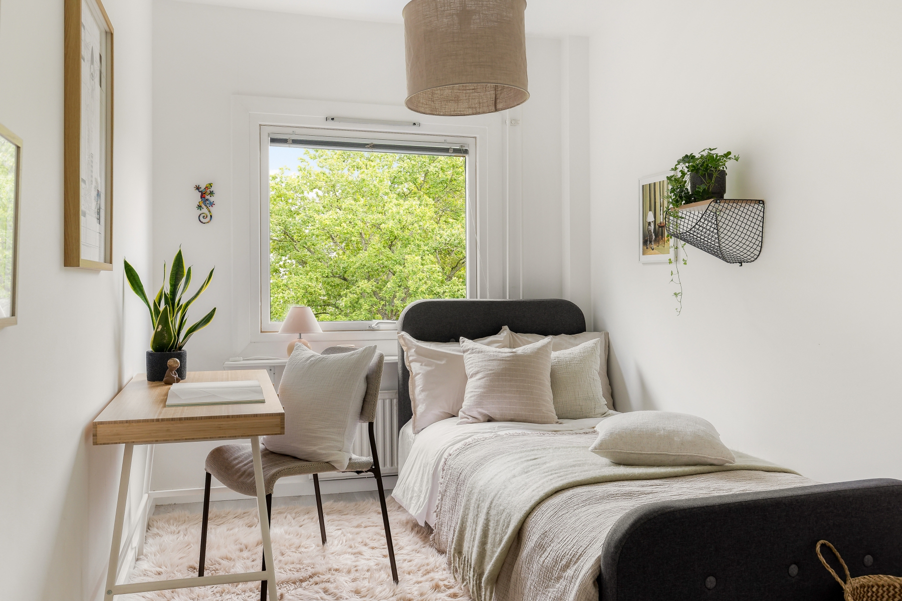 Bostadsbild från Björnstigen 113, Såld i Bergshamra, Solna