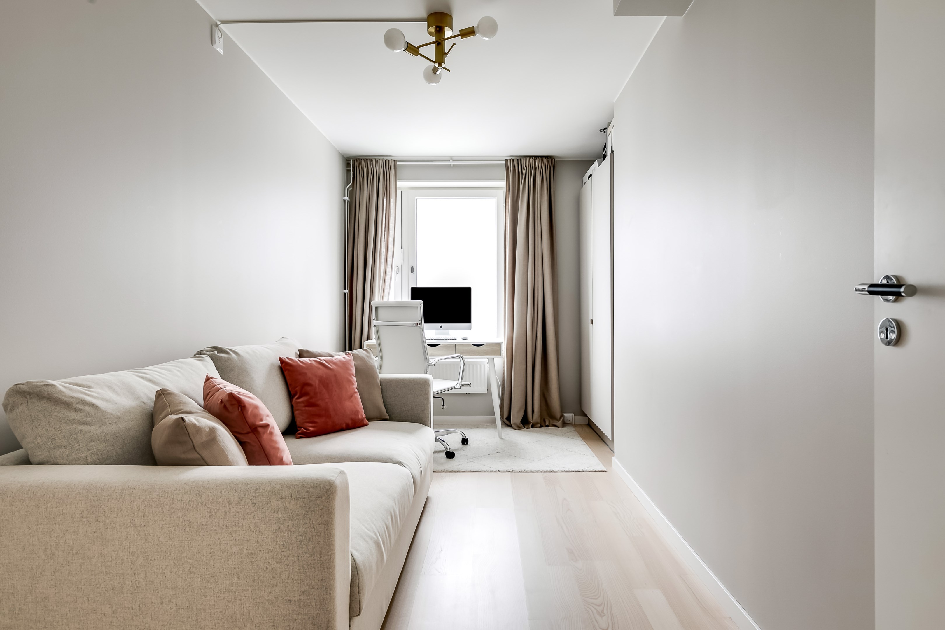 Bostadsbild från Torfredsplatsen 7, Såld i Haga, Norra, Solna