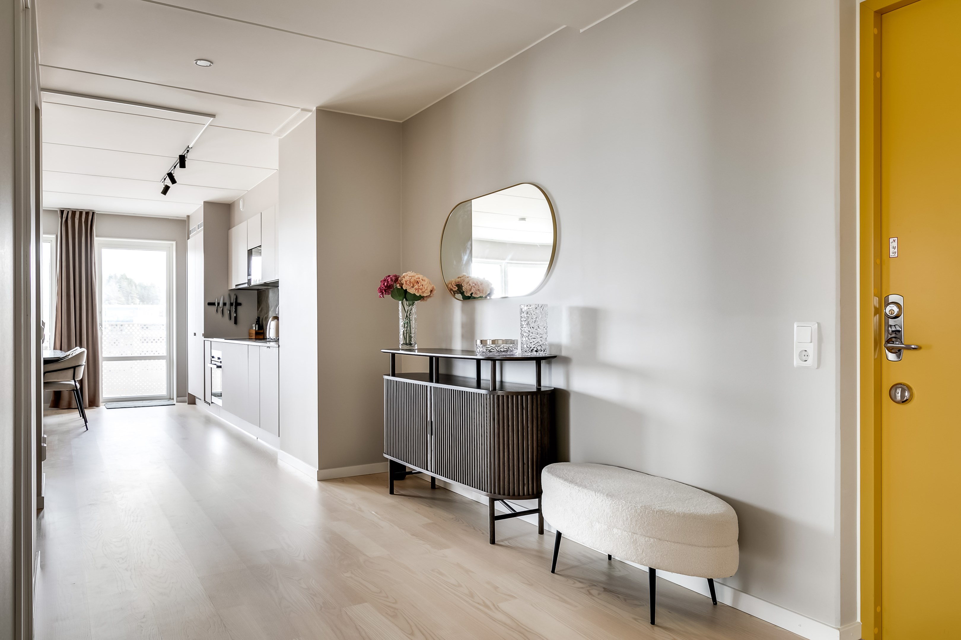 Bostadsbild från Torfredsplatsen 7, Såld i Haga, Norra, Solna