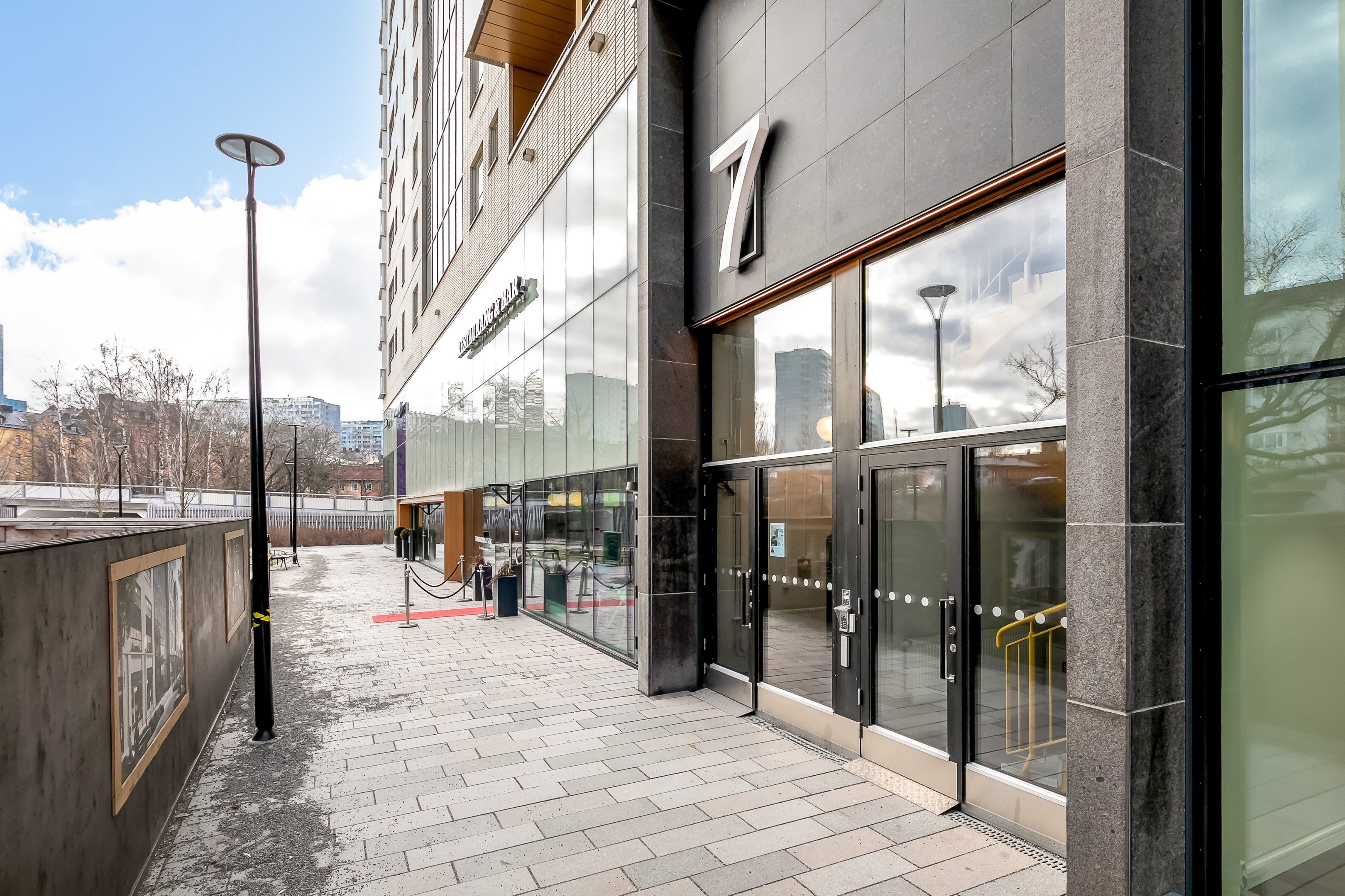 Bostadsbild från Torfredsplatsen 7, Såld i Haga, Norra, Solna