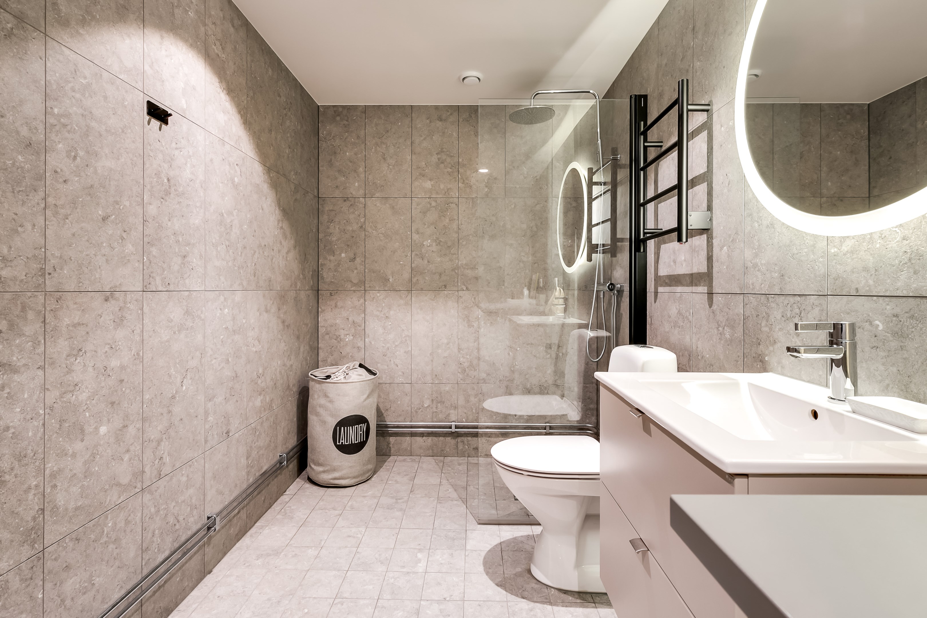 Bostadsbild från Torfredsplatsen 7, Såld i Haga, Norra, Solna