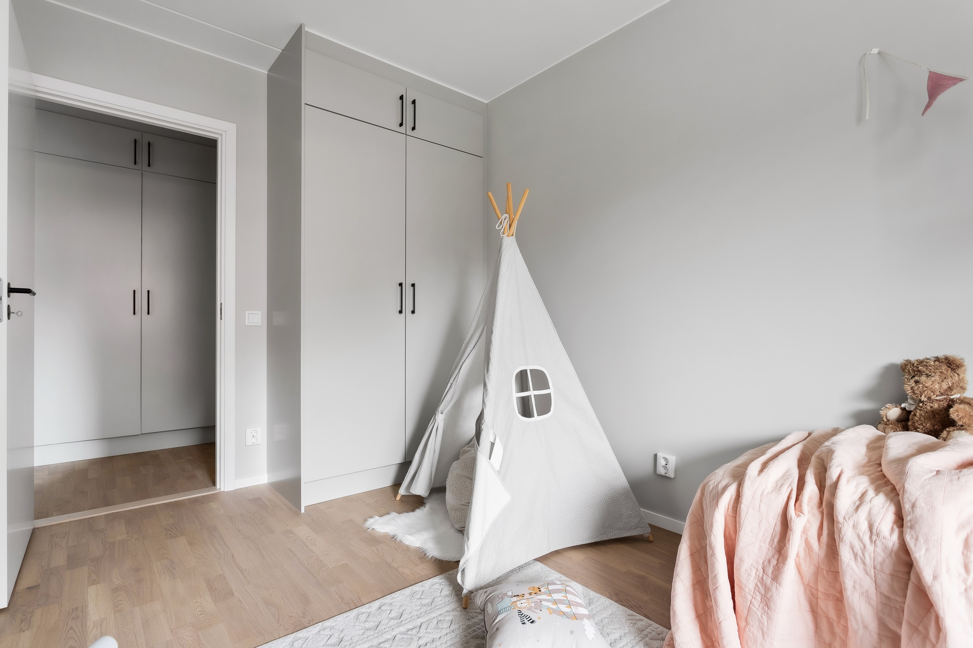 Bostadsbild från Solnavägen 15D, Till salu i Solna - Karolinska, Solna