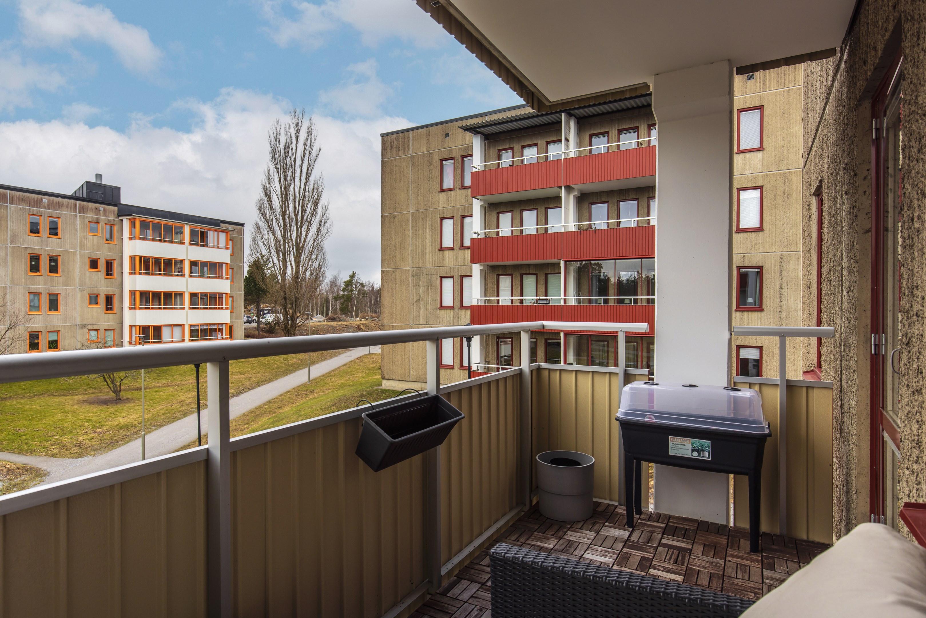 Bostadsbild från Skarpövägen 37, Till salu i Västra Orminge, Nacka