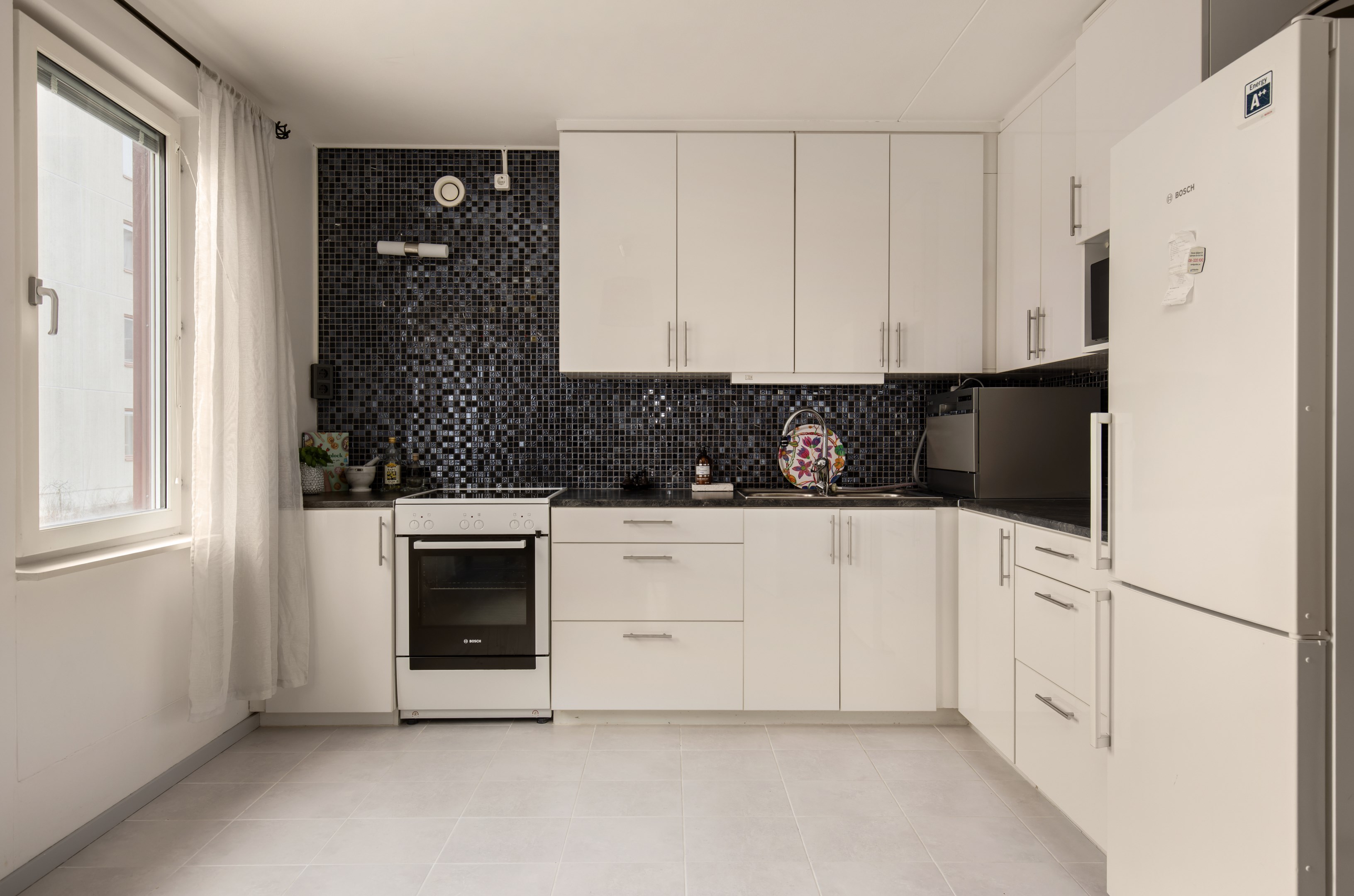 Bostadsbild från Skarpövägen 37, Till salu i Västra Orminge, Nacka