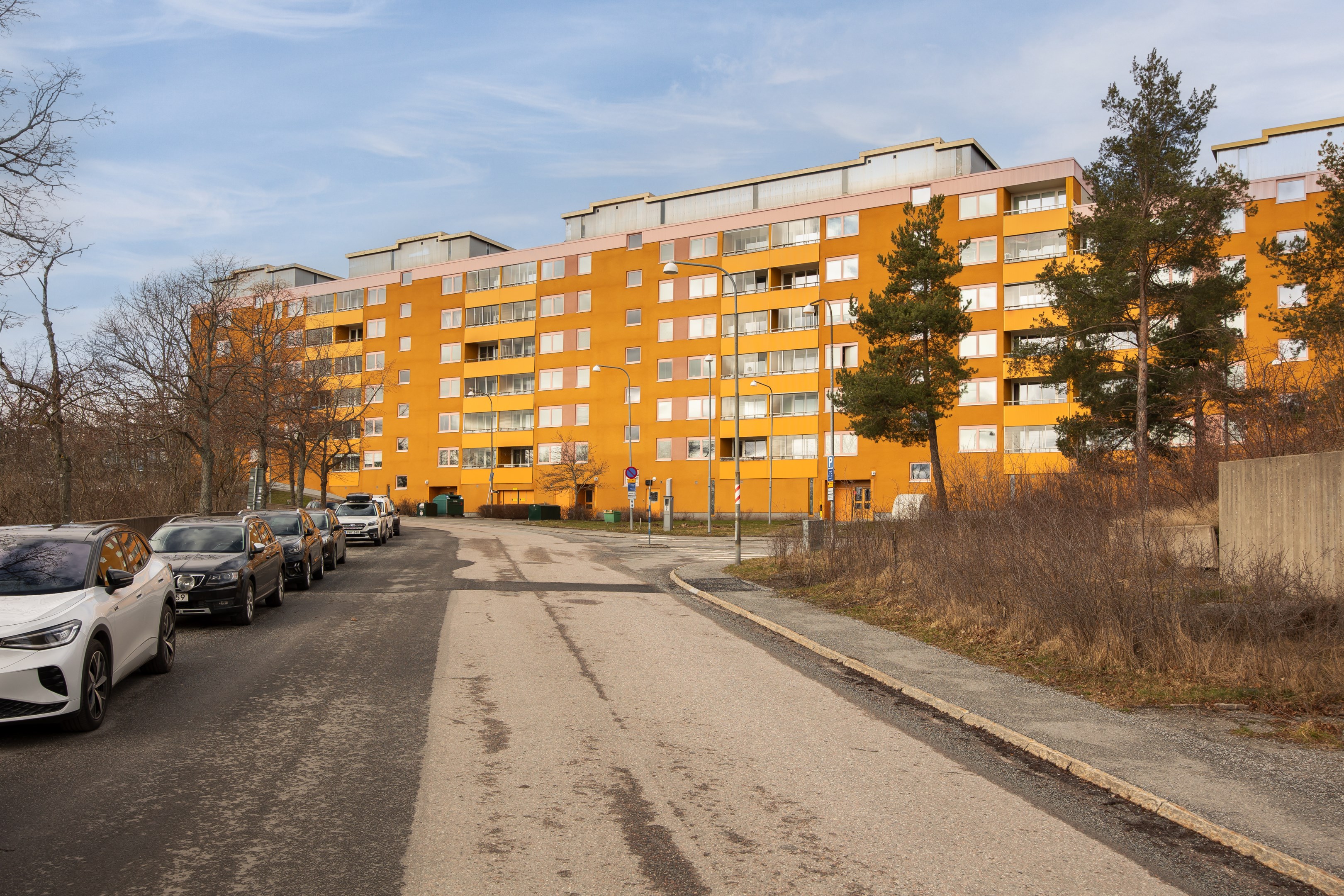 Bostadsbild från Henriksdalsringen 65, Till salu i Henriksdalsberget, Nacka