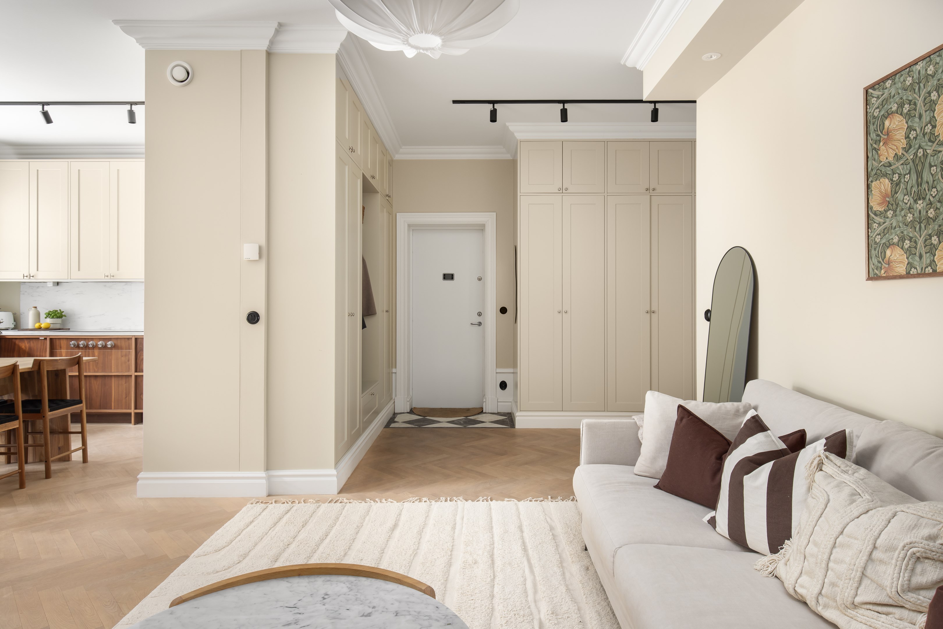 Bostadsbild från Surbrunnsgatan 17, Såld i Vasastan/Östermalm, Stockholm