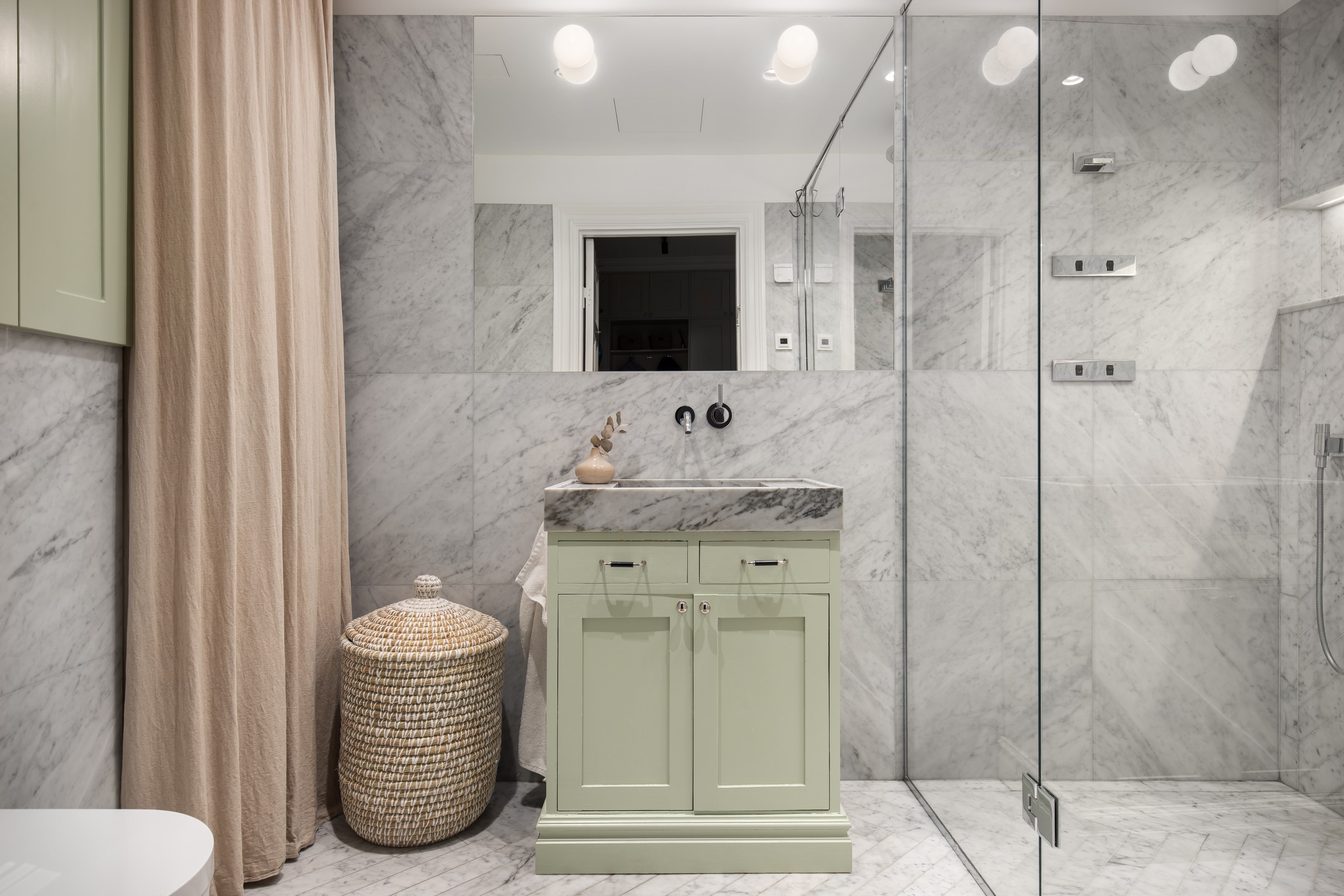 Bostadsbild från Surbrunnsgatan 17, Såld i Vasastan/Östermalm, Stockholm