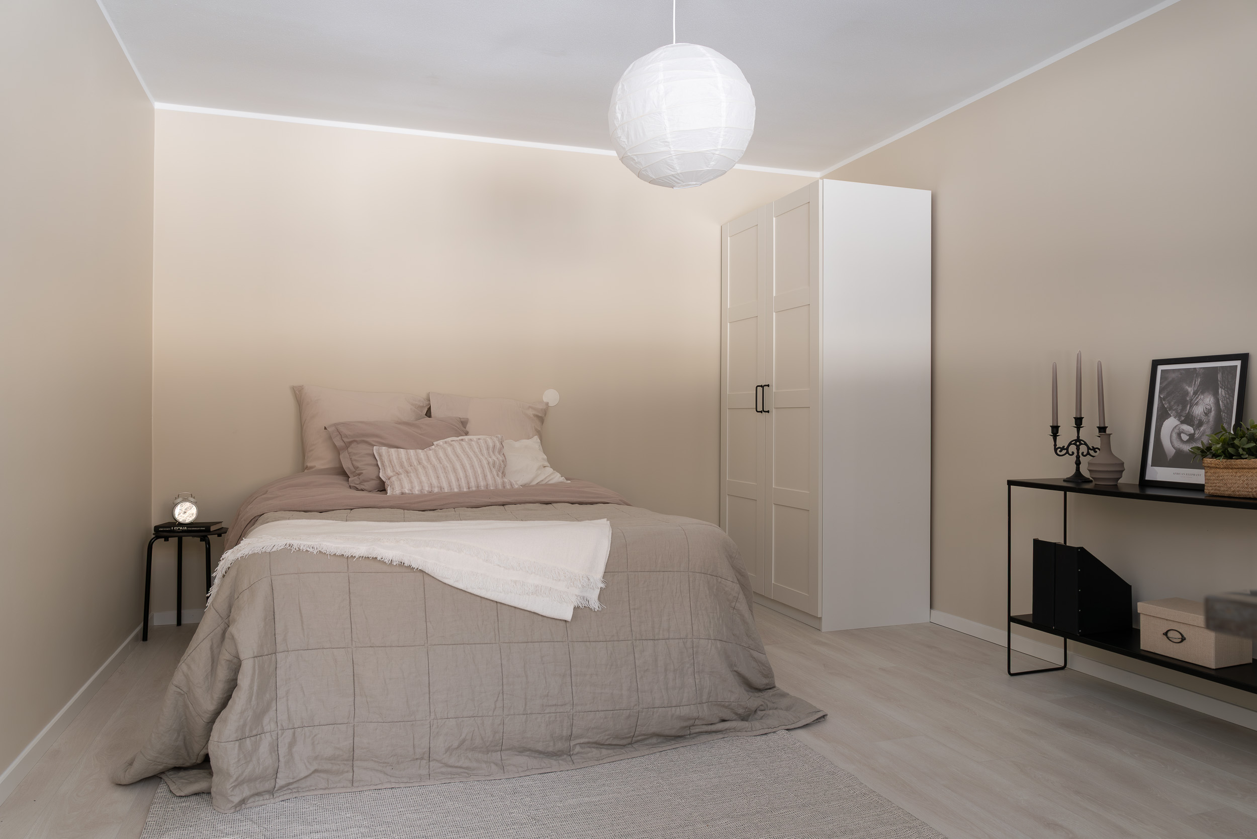 Bostadsbild från Släggkastargatan 16, Till salu i Rönnby, Västerås