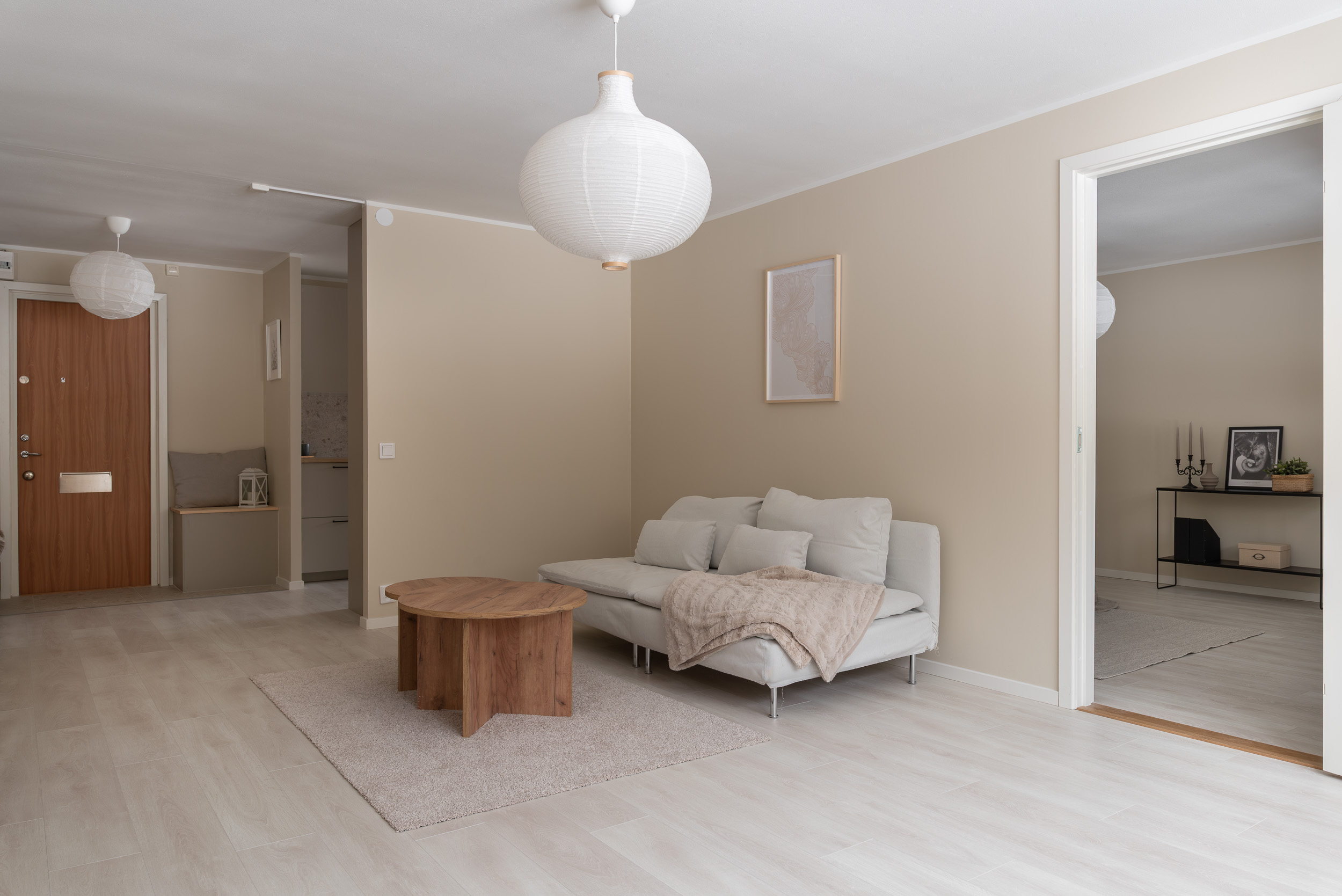 Bostadsbild från Släggkastargatan 16, Till salu i Rönnby, Västerås