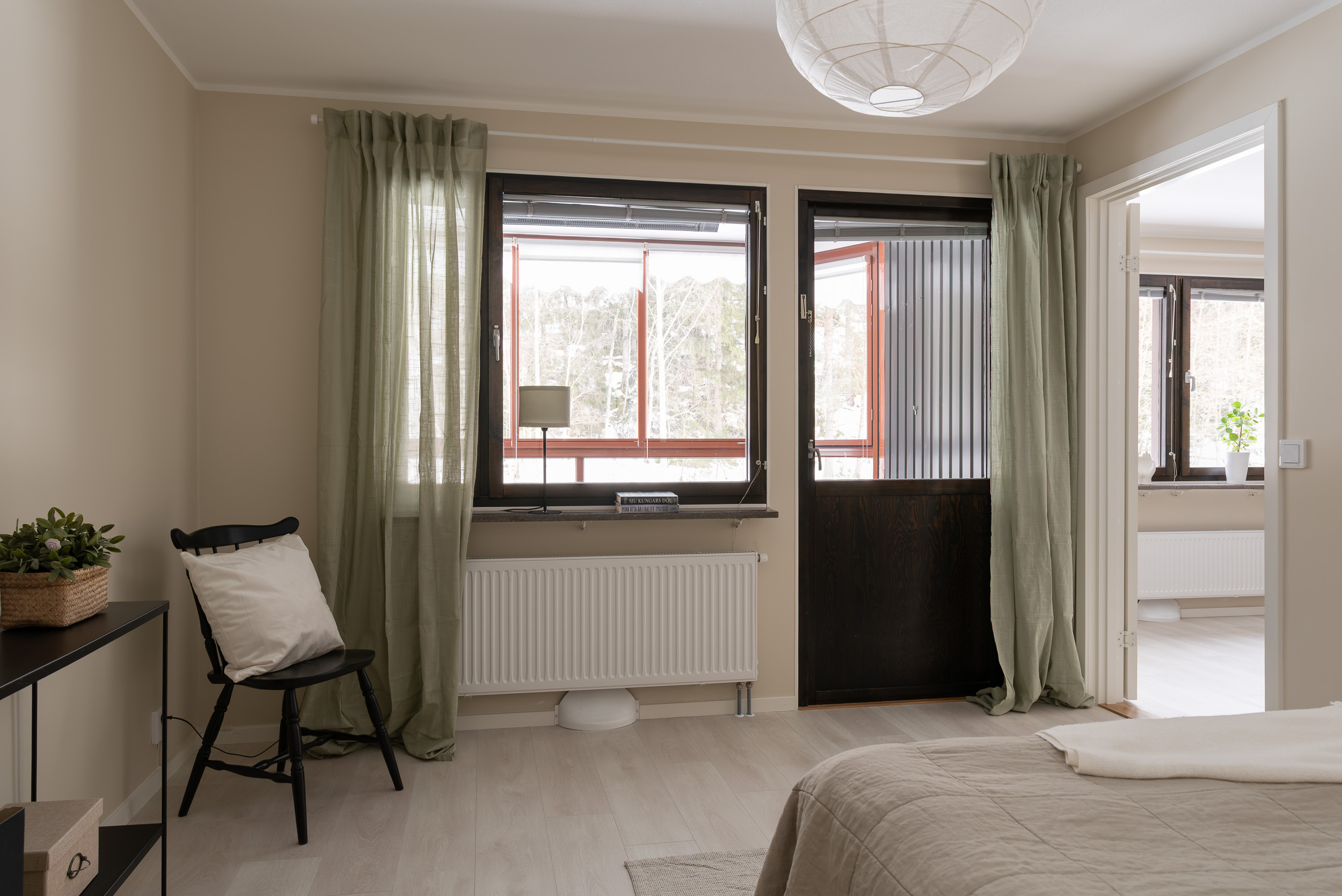 Bostadsbild från Släggkastargatan 16, Till salu i Rönnby, Västerås