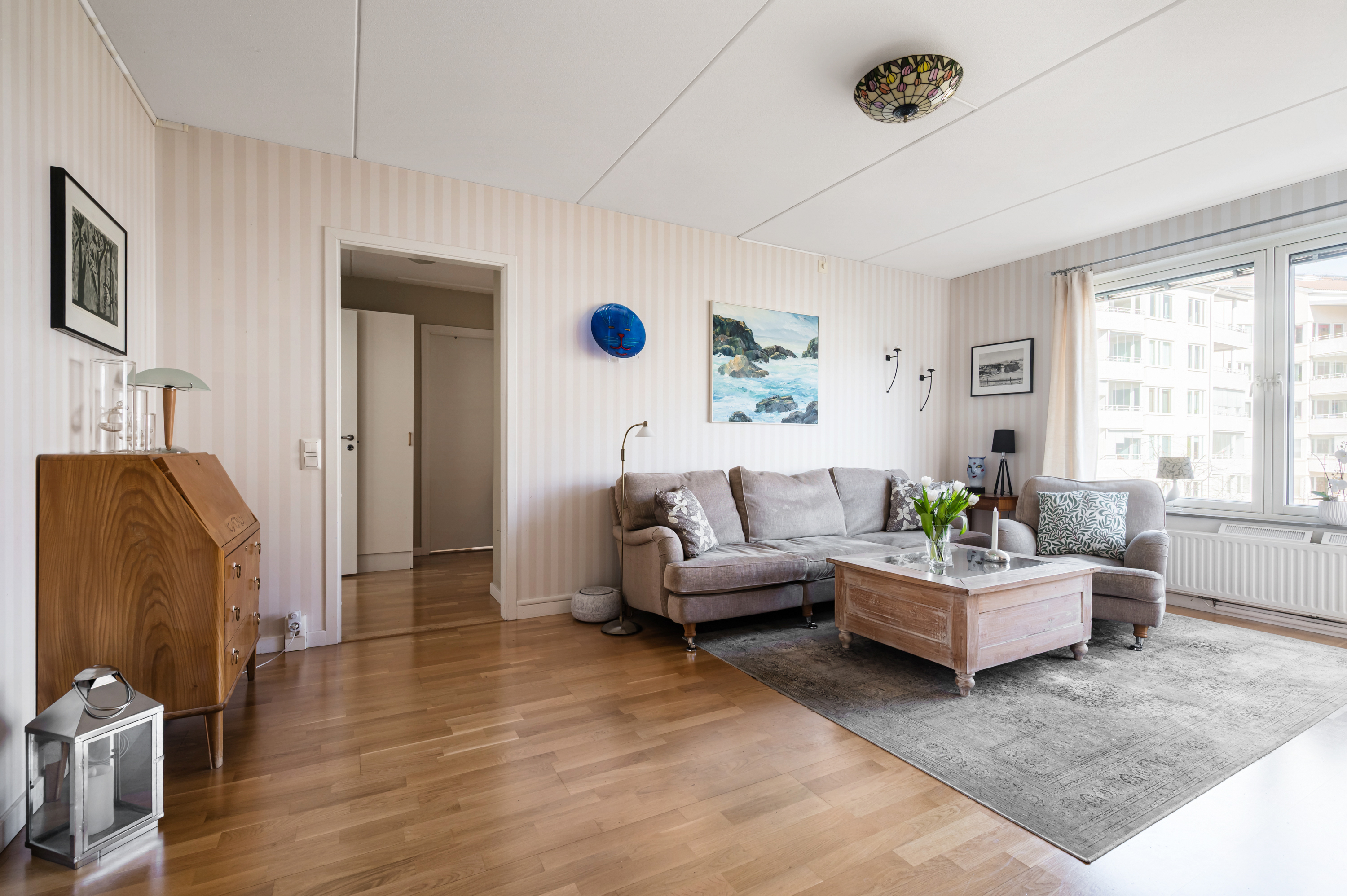 Bostadsbild från Slottsvägen 12, Till salu i Haga, Norra, Solna