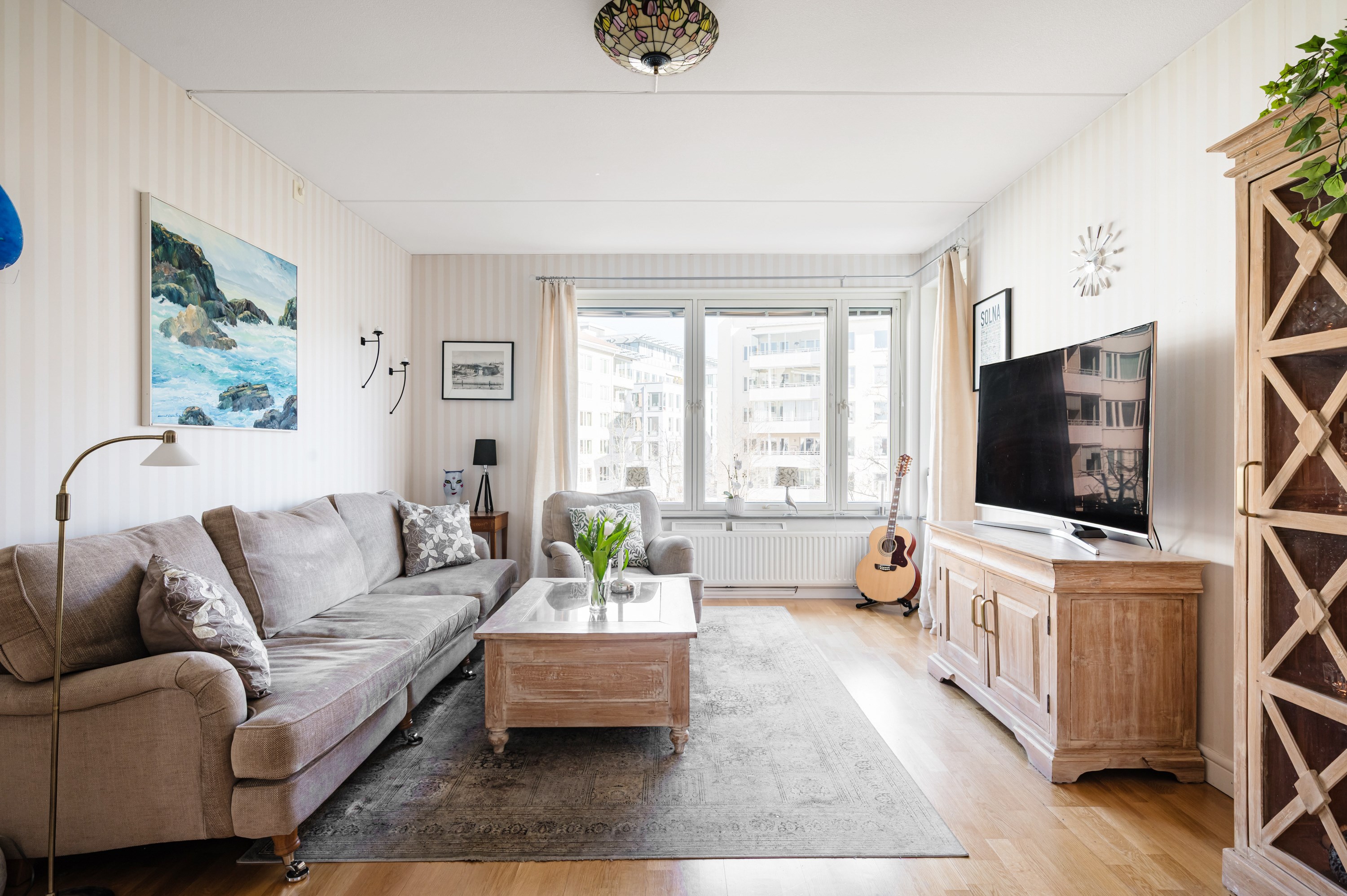 Bostadsbild från Slottsvägen 12, Till salu i Haga, Norra, Solna