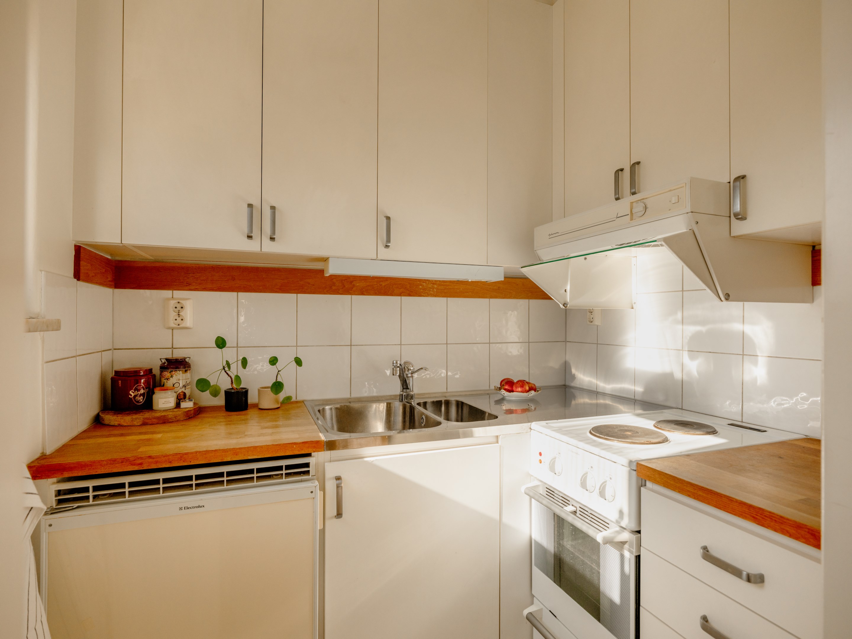 Bostadsbild från Tellusborgsvägen 33, 3tr, Till salu i Midsommarkransen, Stockholm