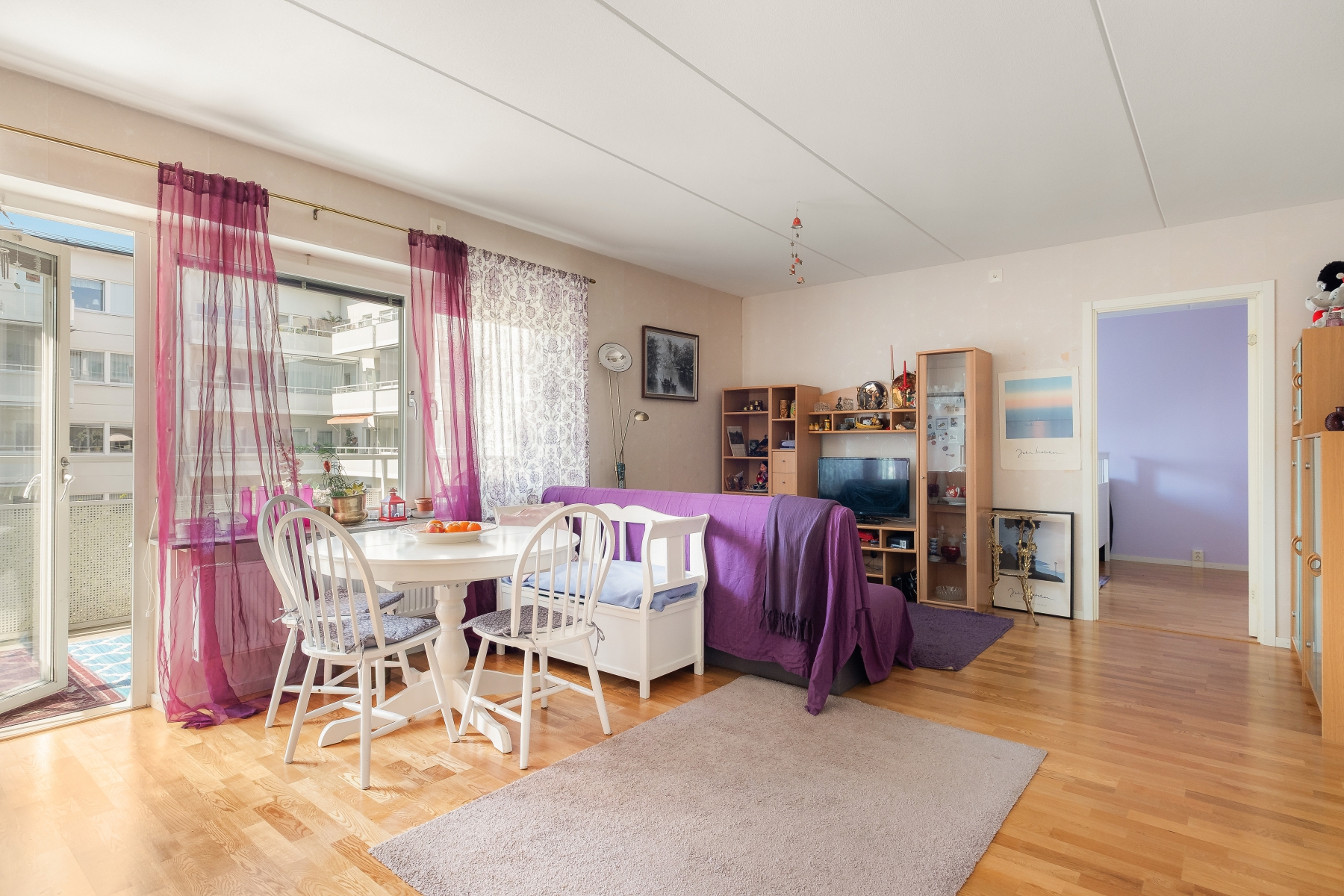Bostadsbild från Fridensborgsvägen 37, Till salu i Järvastaden, Solna